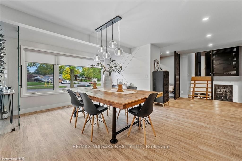 6 Stillwater Bay