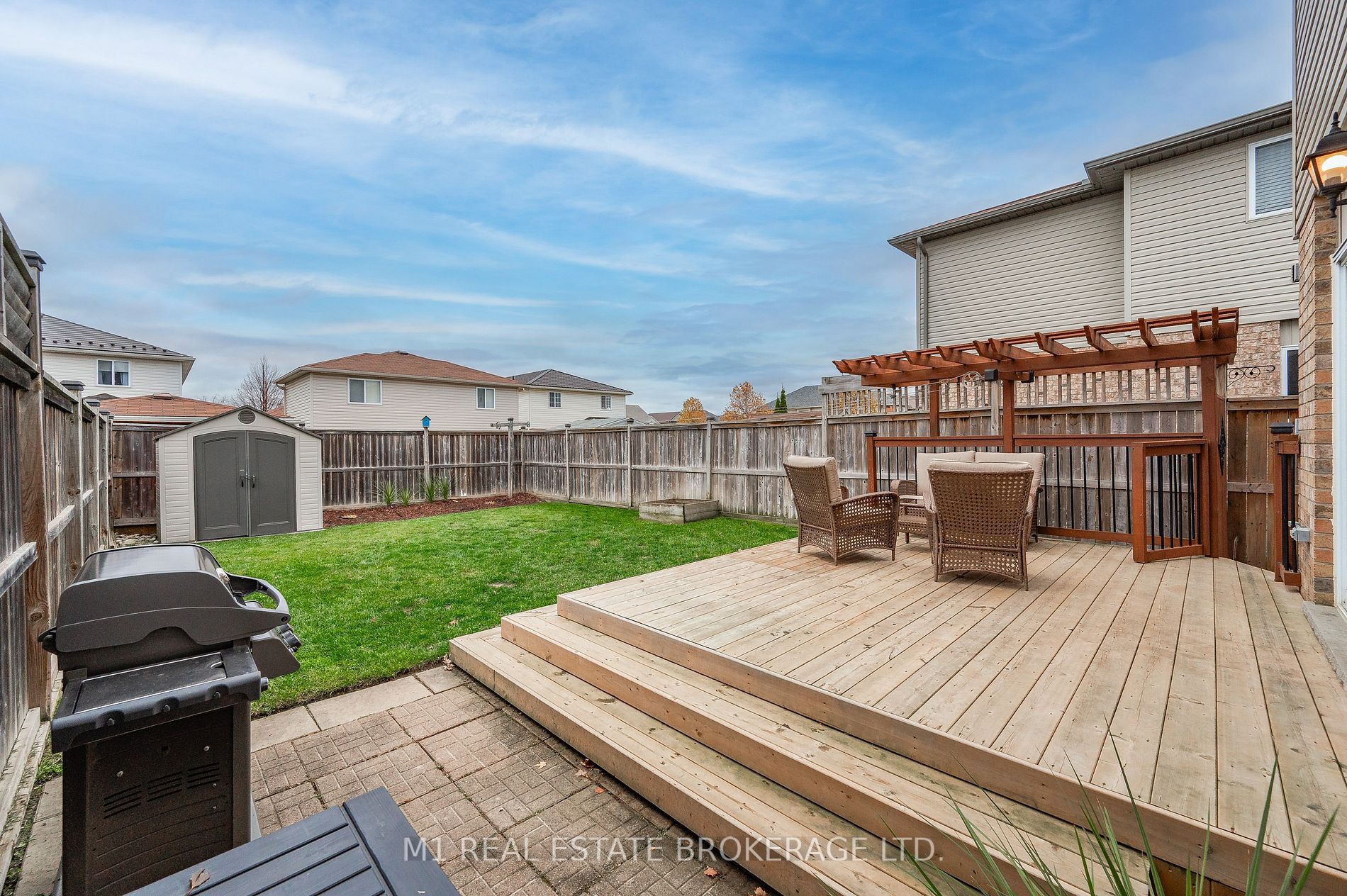 32 Simmonds Dr