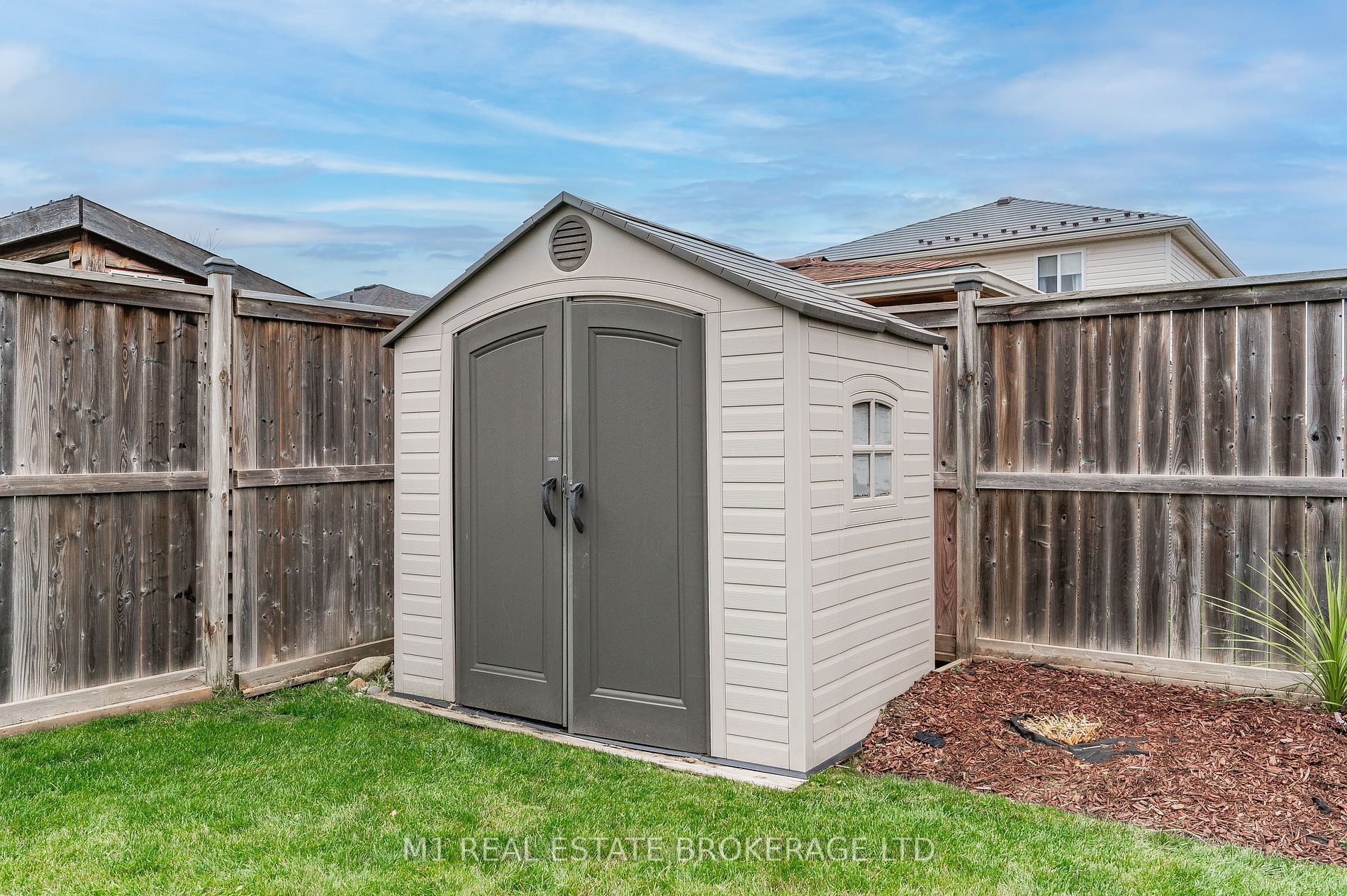 32 Simmonds Dr