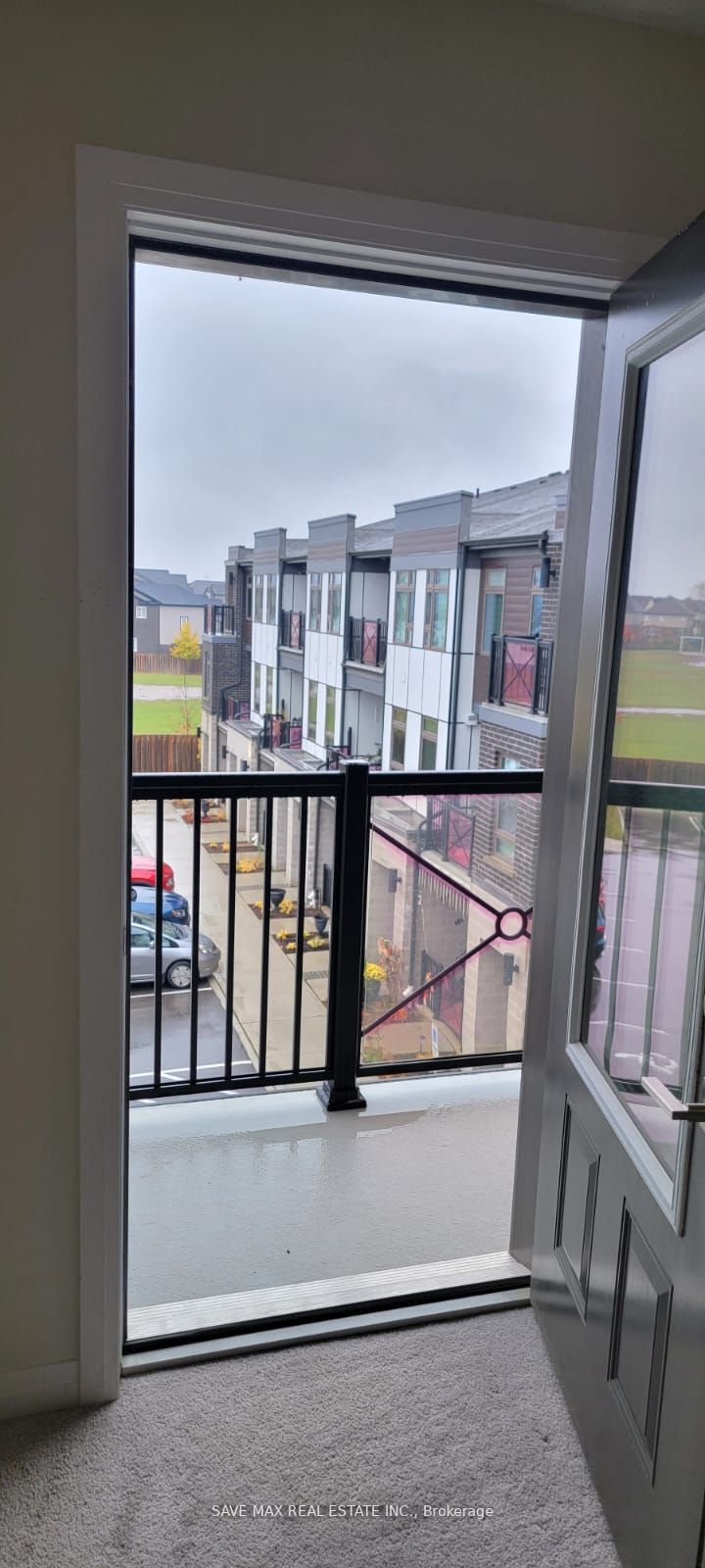 155 Thomas Slee Dr, #2H