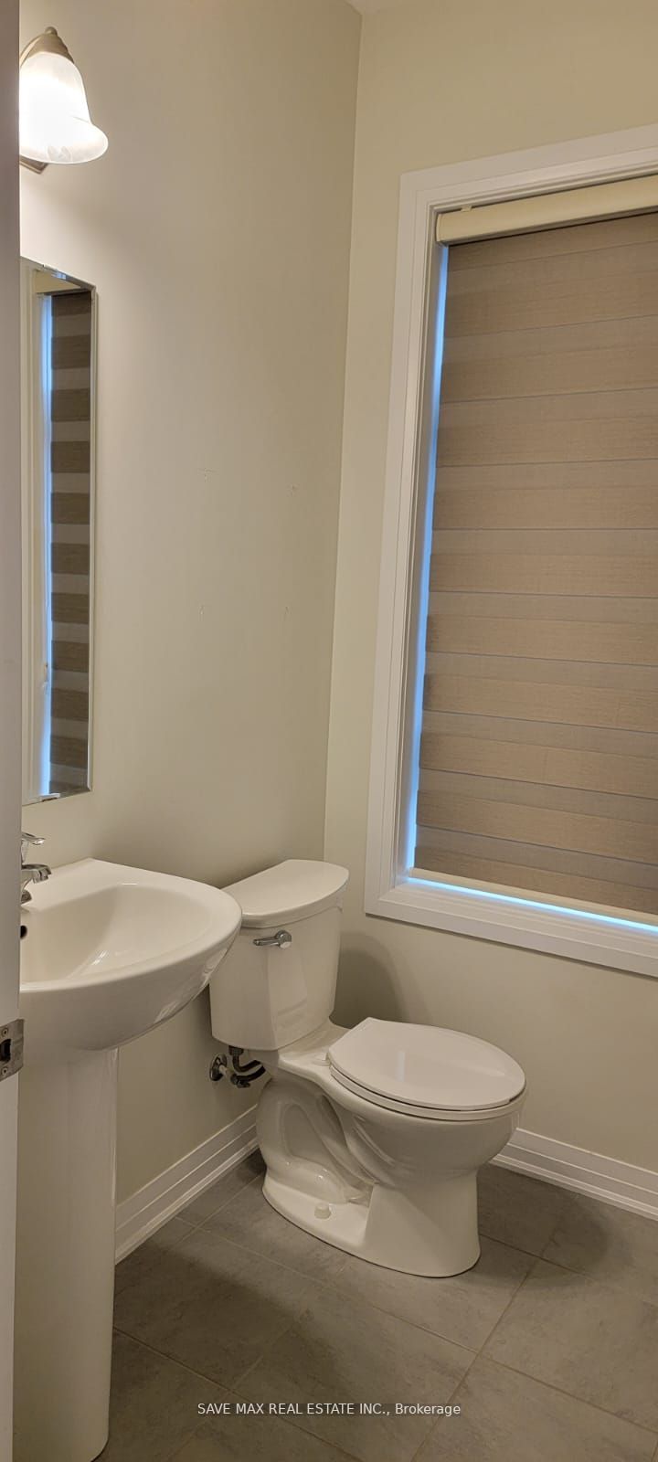 155 Thomas Slee Dr, #2H