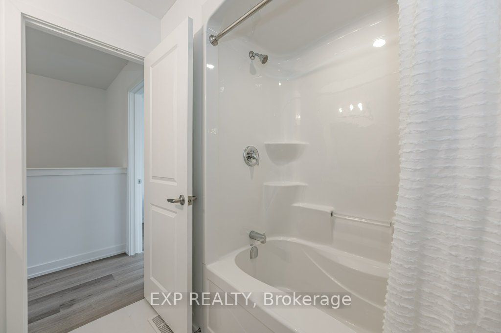6591 Montrose Rd, #214