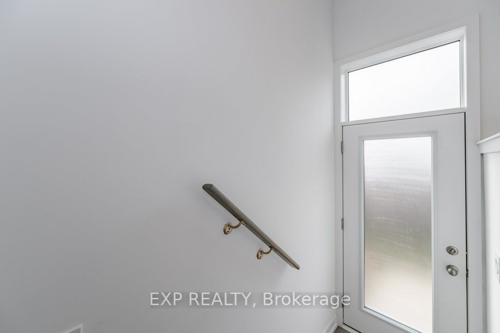 6591 Montrose Rd, #214