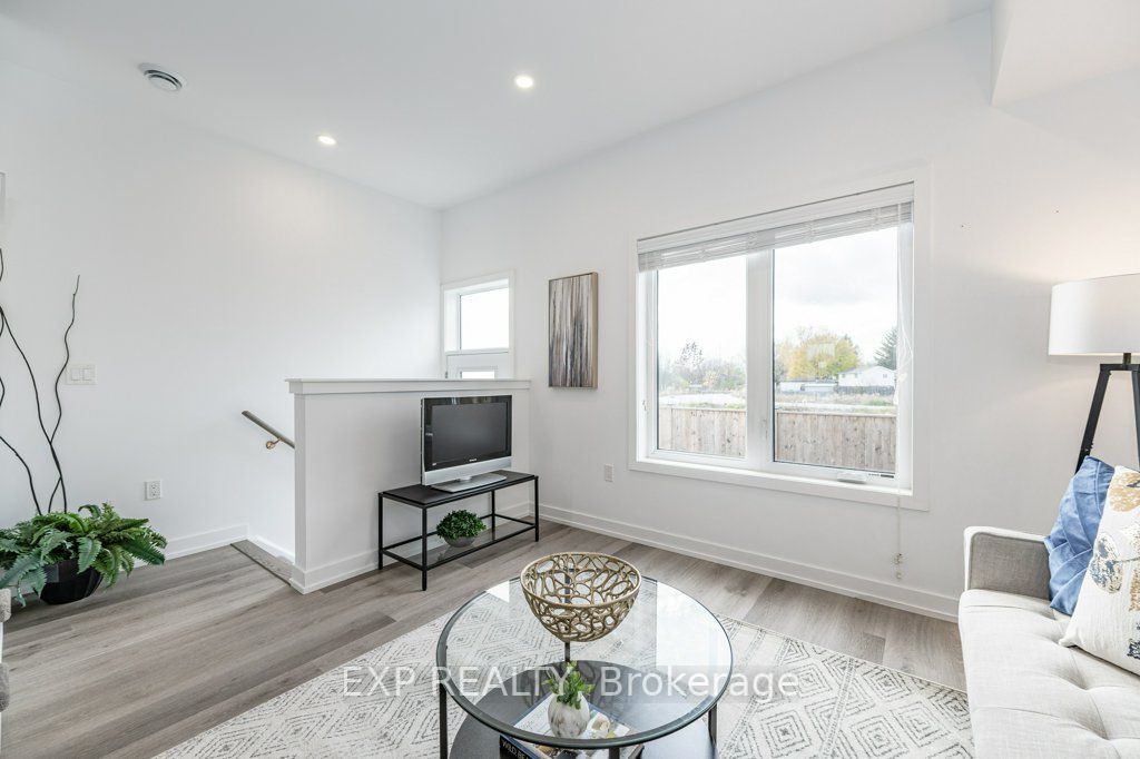 6591 Montrose Rd, #214