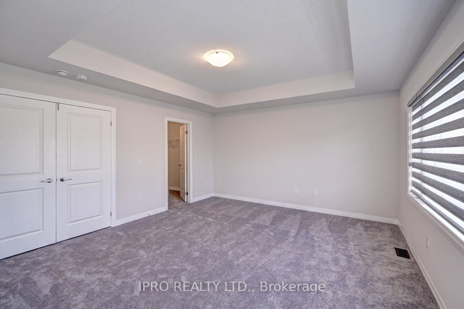 100 Blacklock St