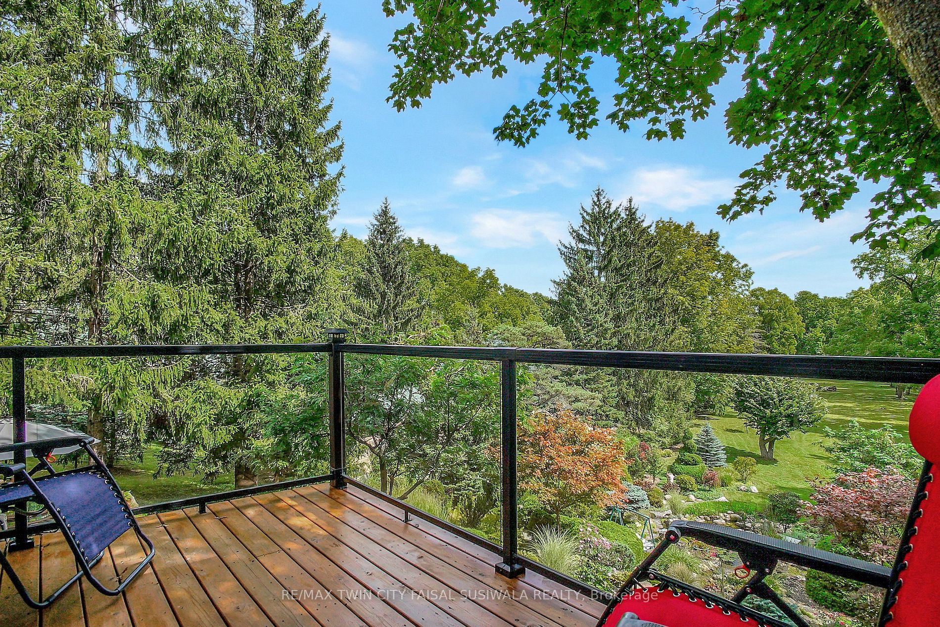 271 West River Rd