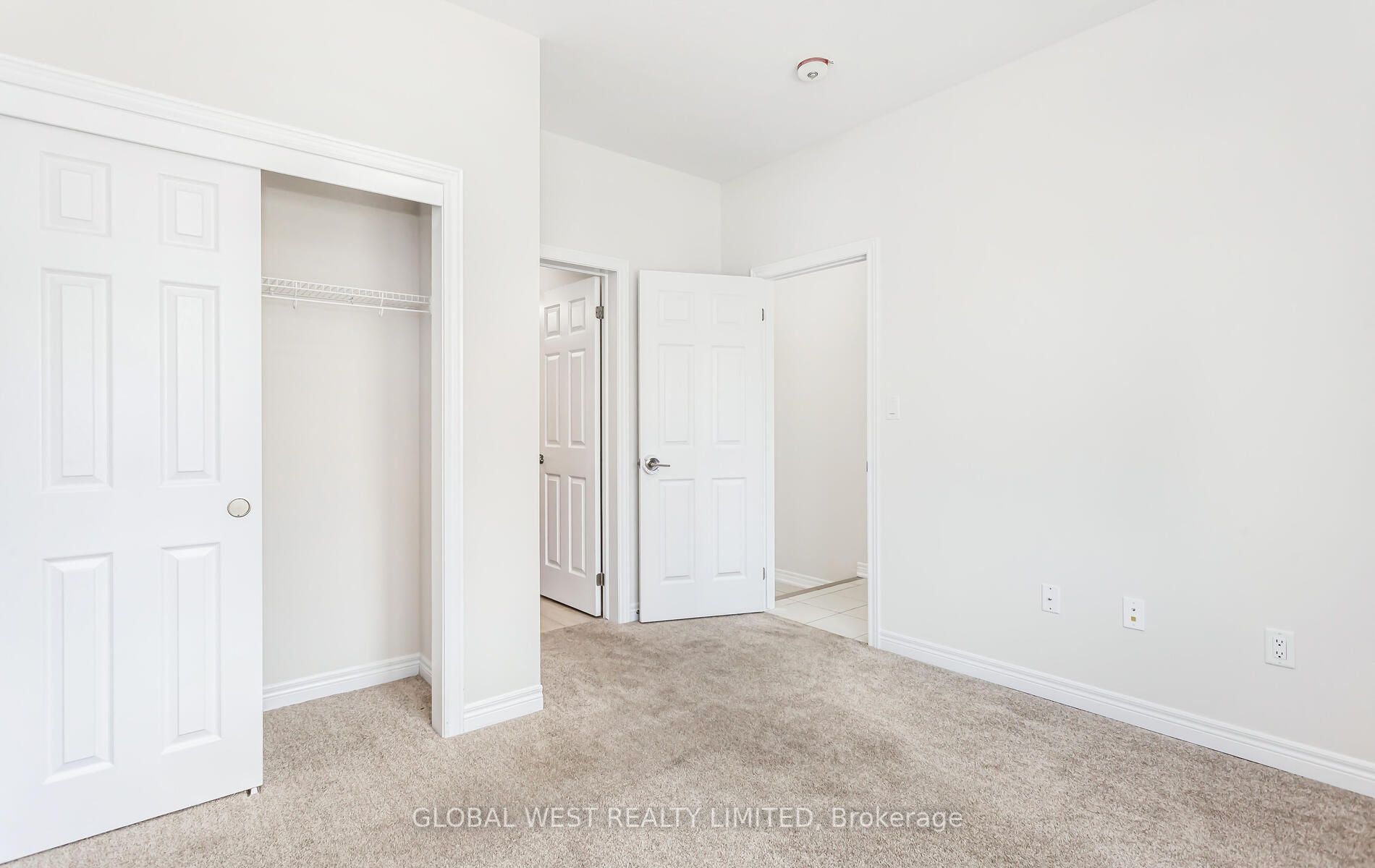 288 Glover Rd E, #11