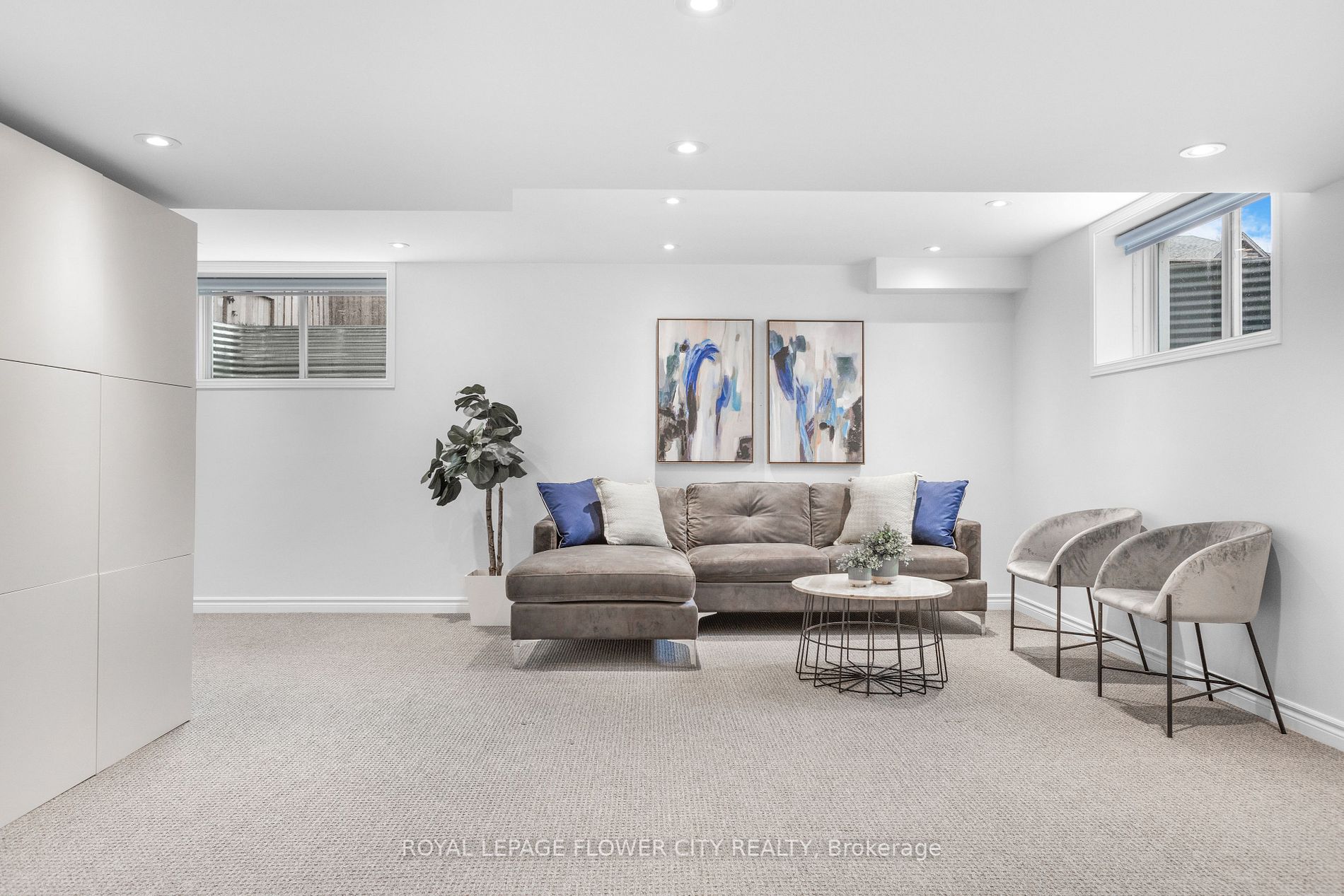 273 Tall Grass Cres