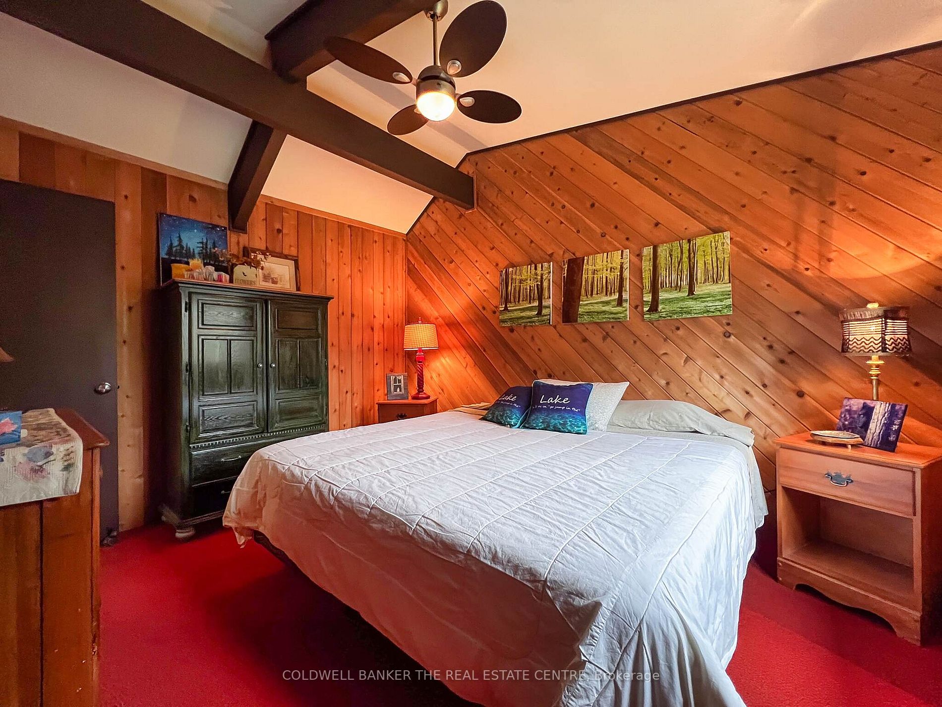 2 Camelot Pl