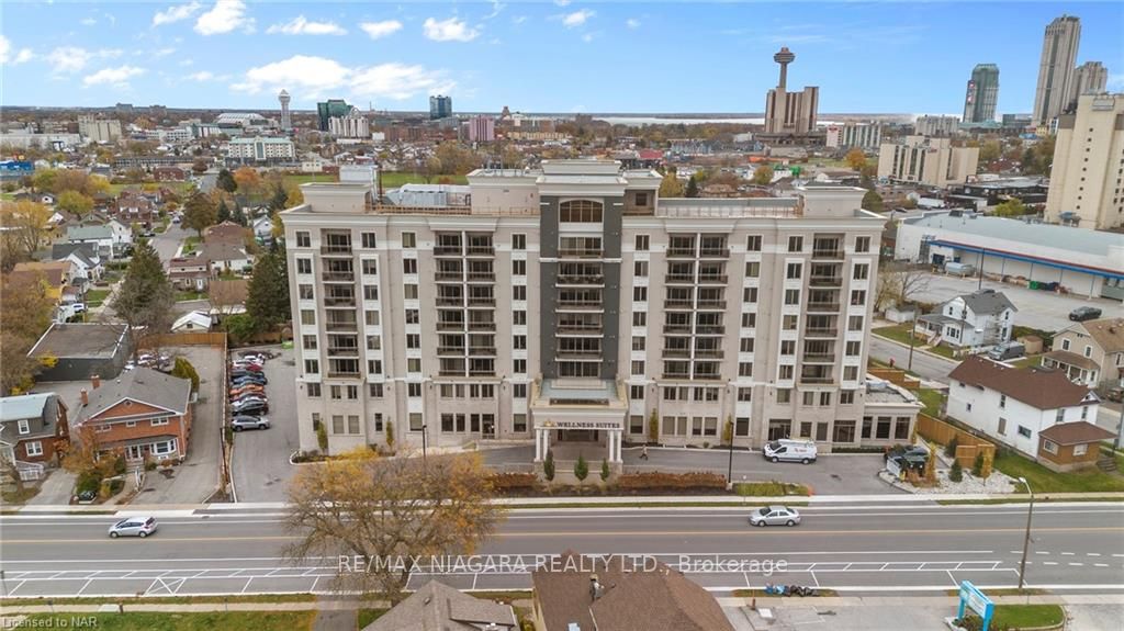 5698 Main St, #502