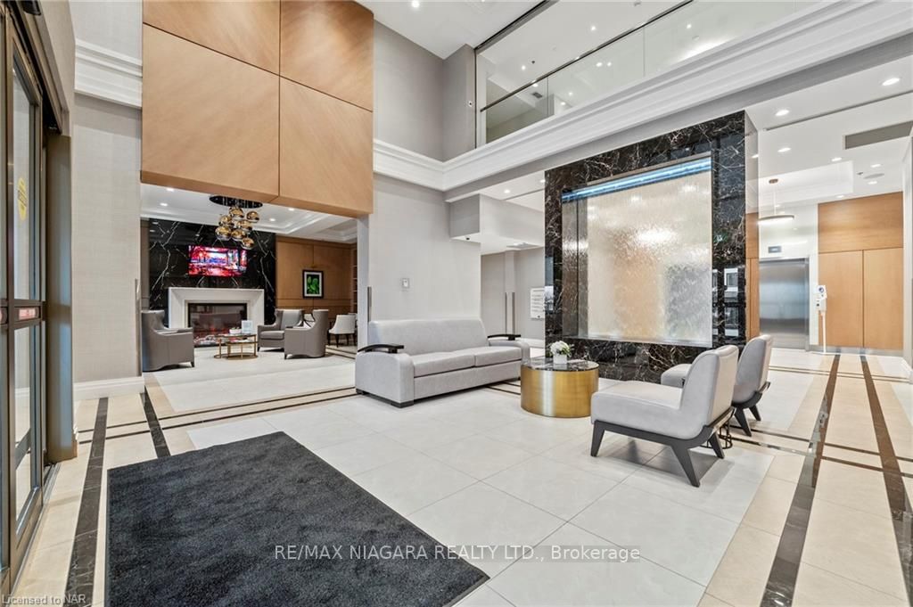 5698 Main St, #502