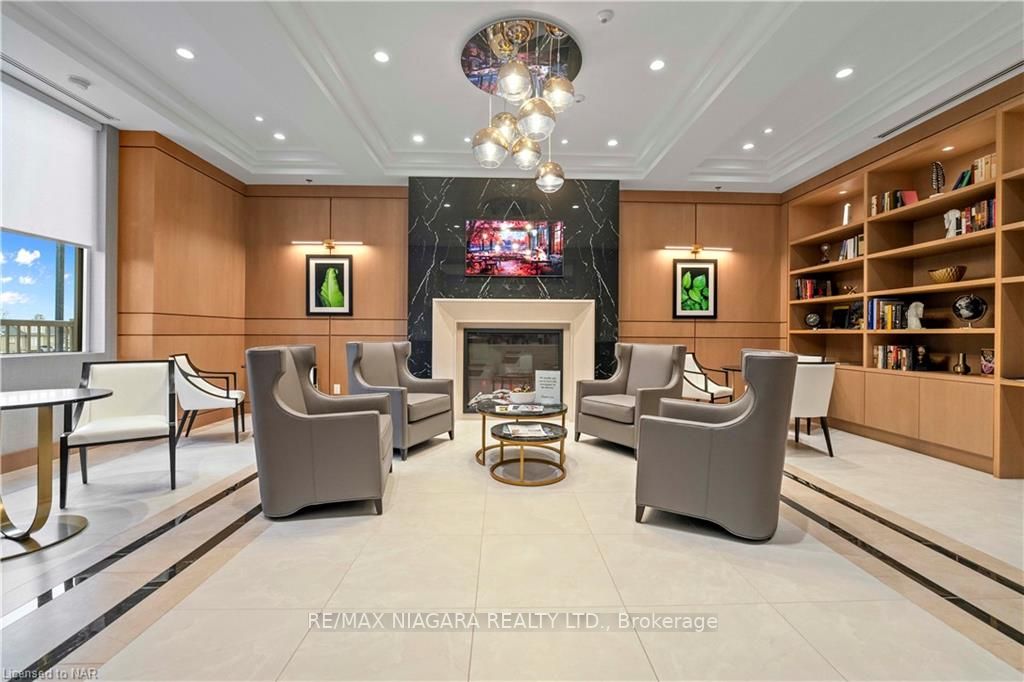 5698 Main St, #502