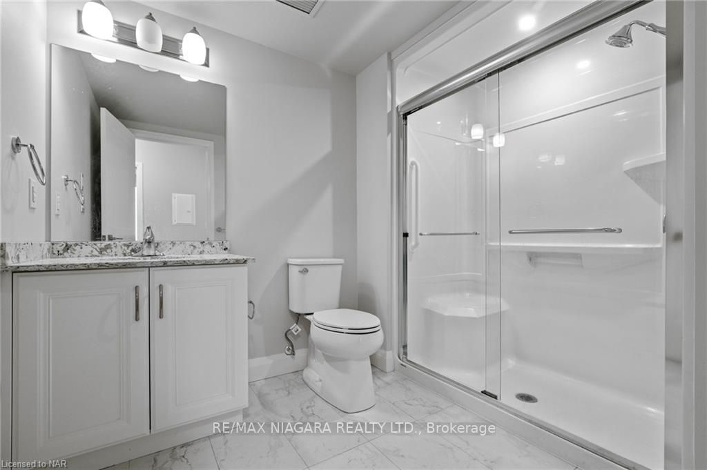 5698 Main St, #502