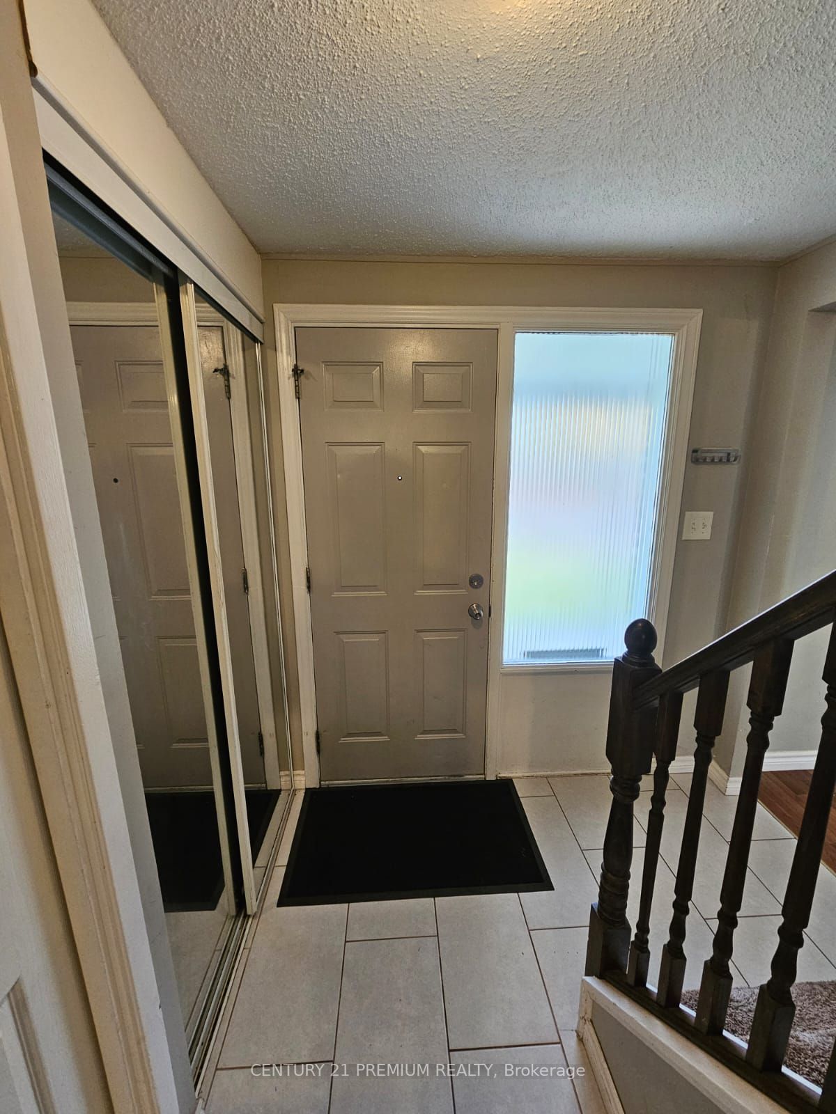 10735 Atwater Cres