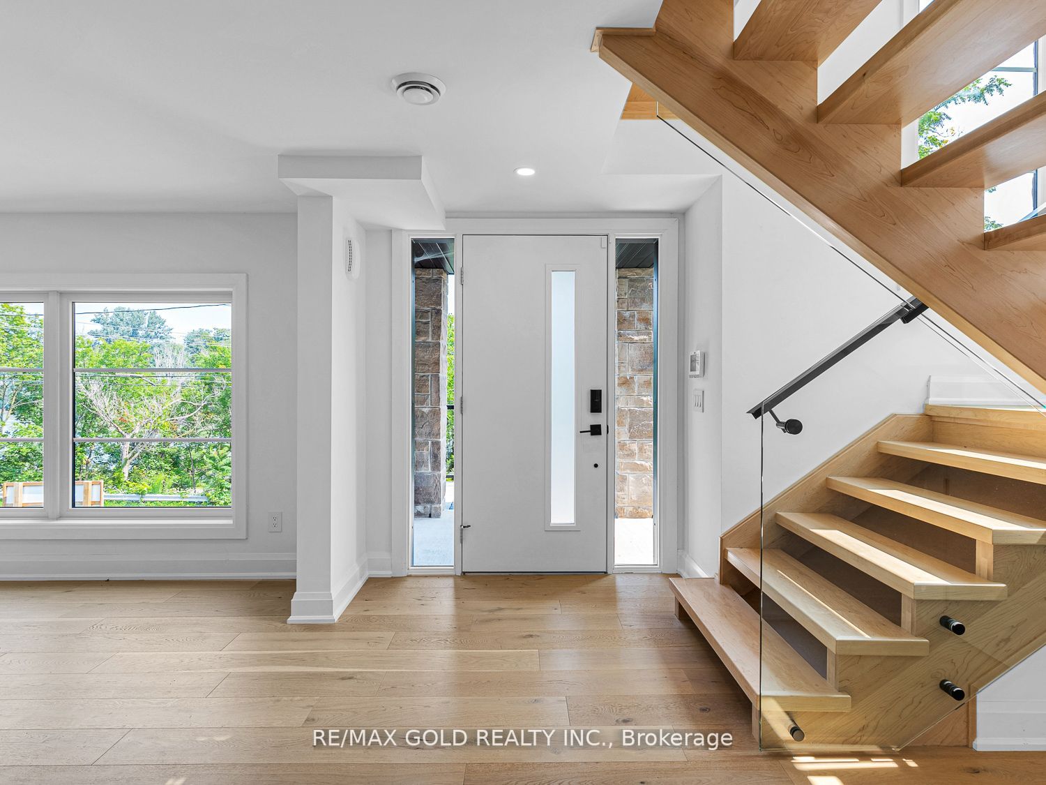 115 Welland Vale Rd