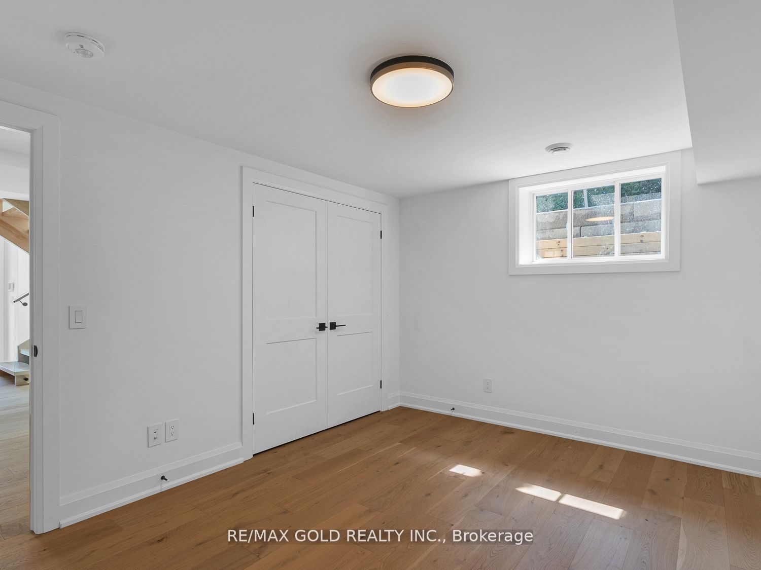 115 Welland Vale Rd