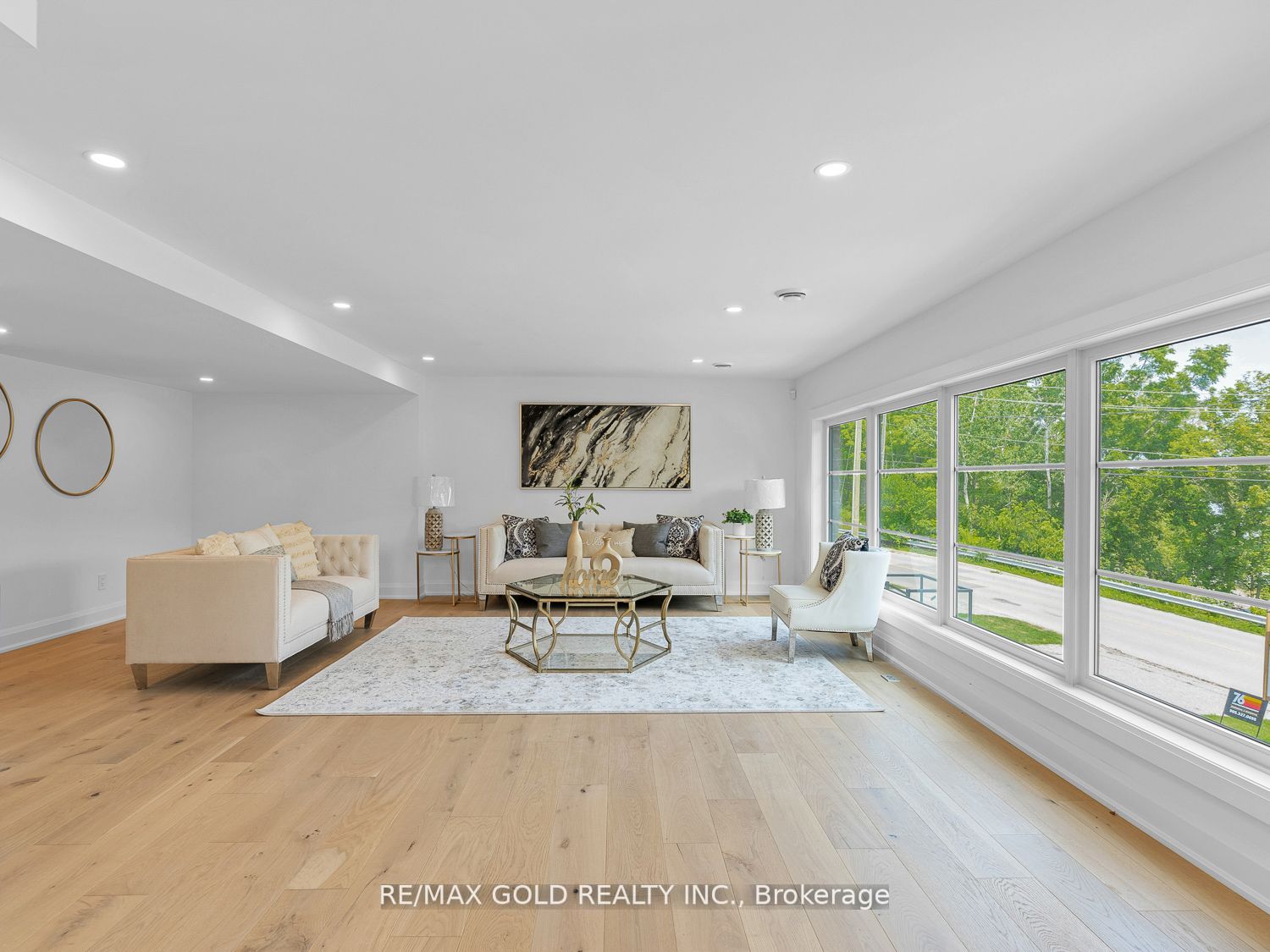 115 Welland Vale Rd
