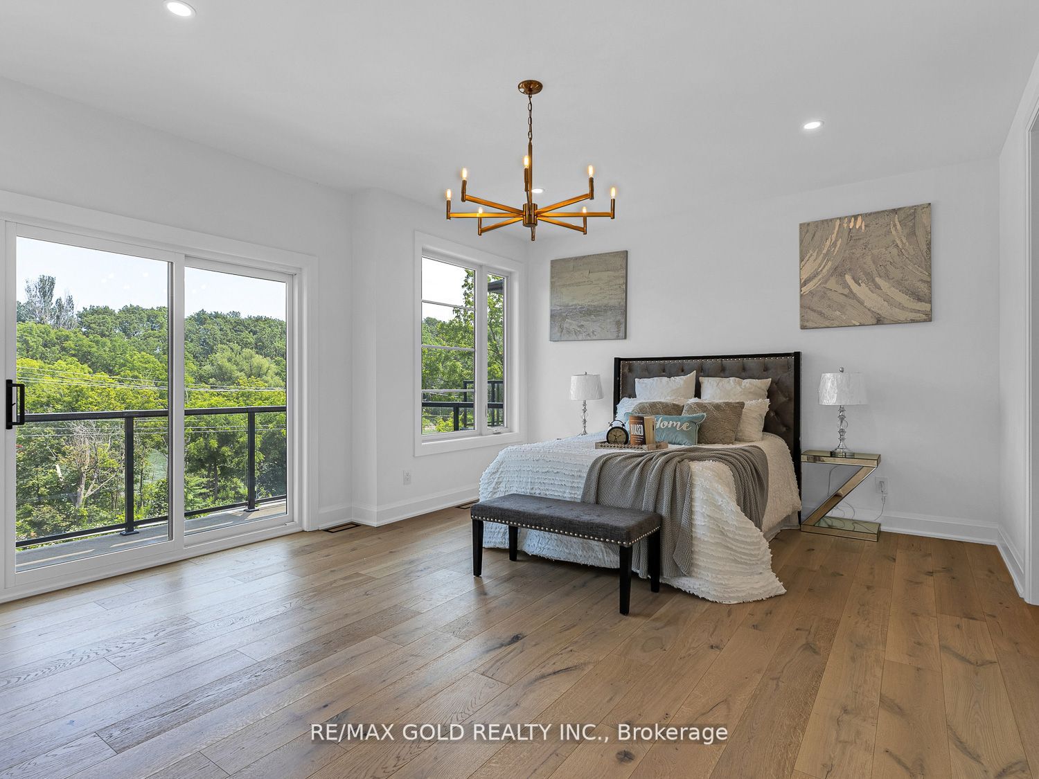 119 Welland Vale Rd
