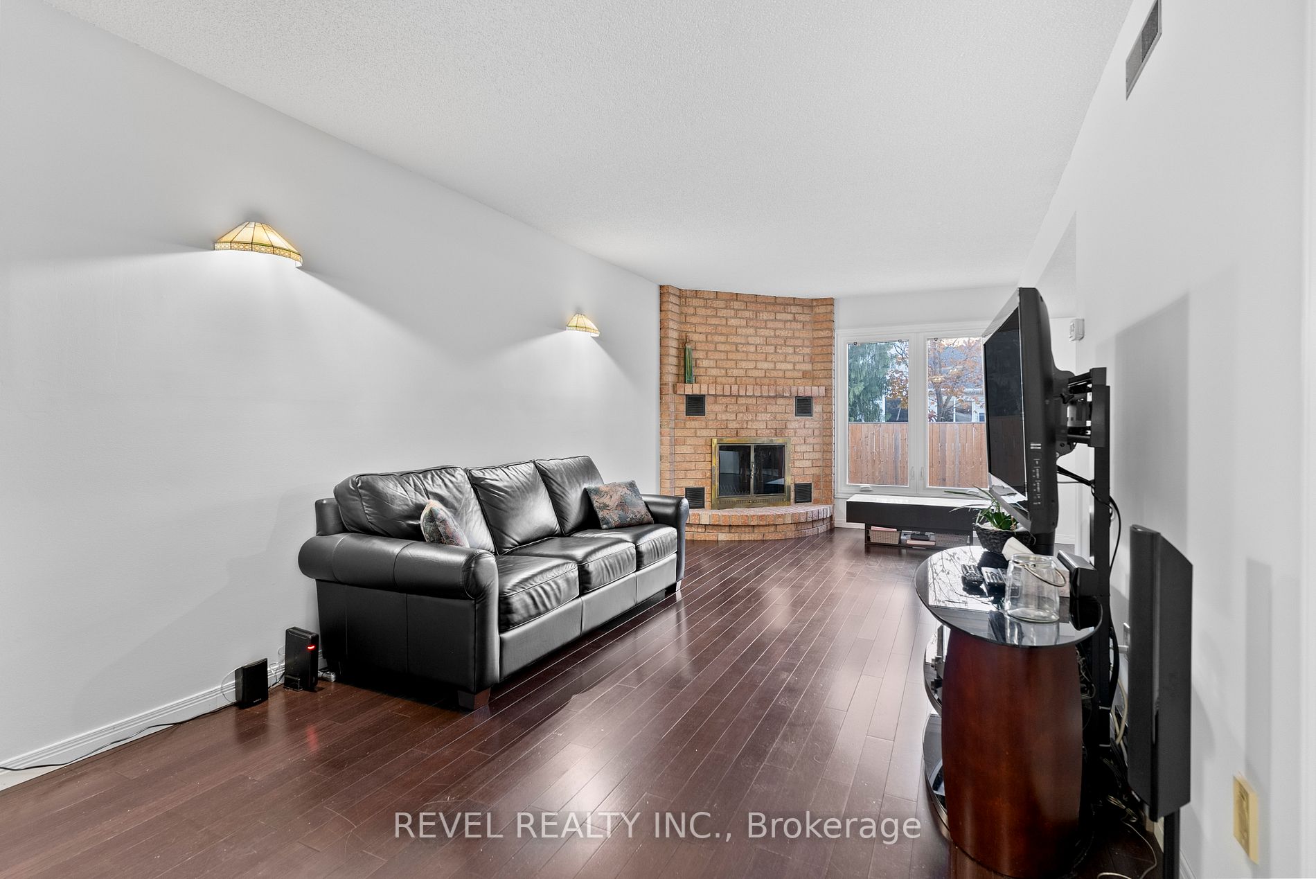 58 Baxter Crescent