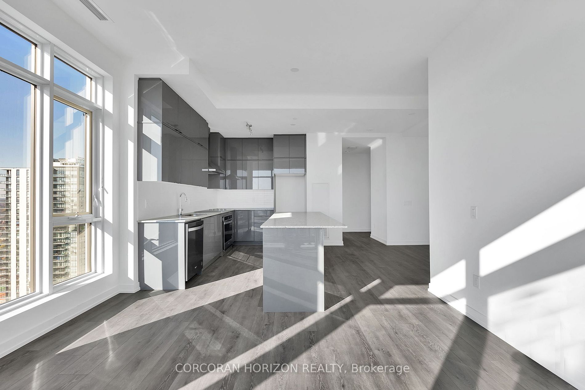 55 Duke St W, #2508