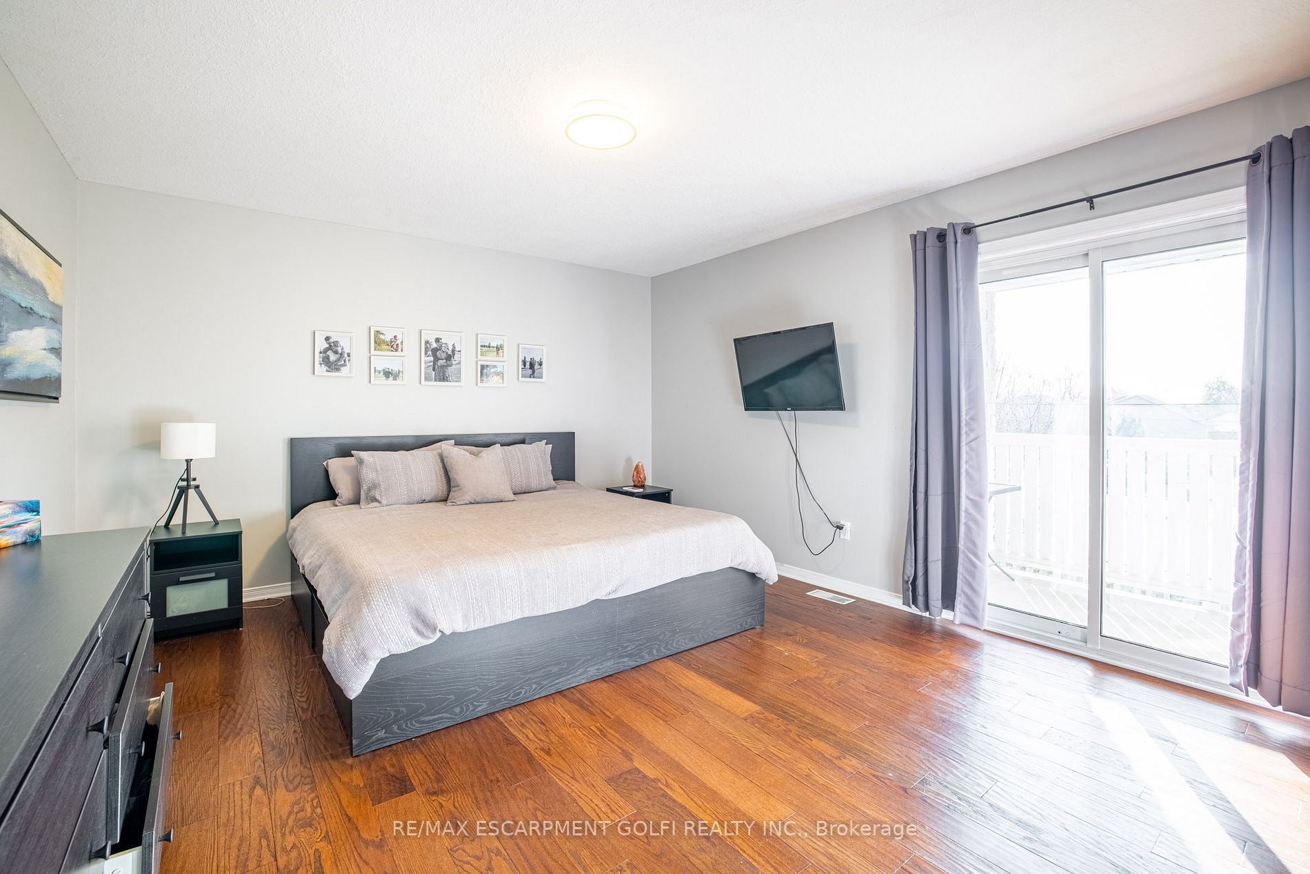 810 Clare Ave, ##2