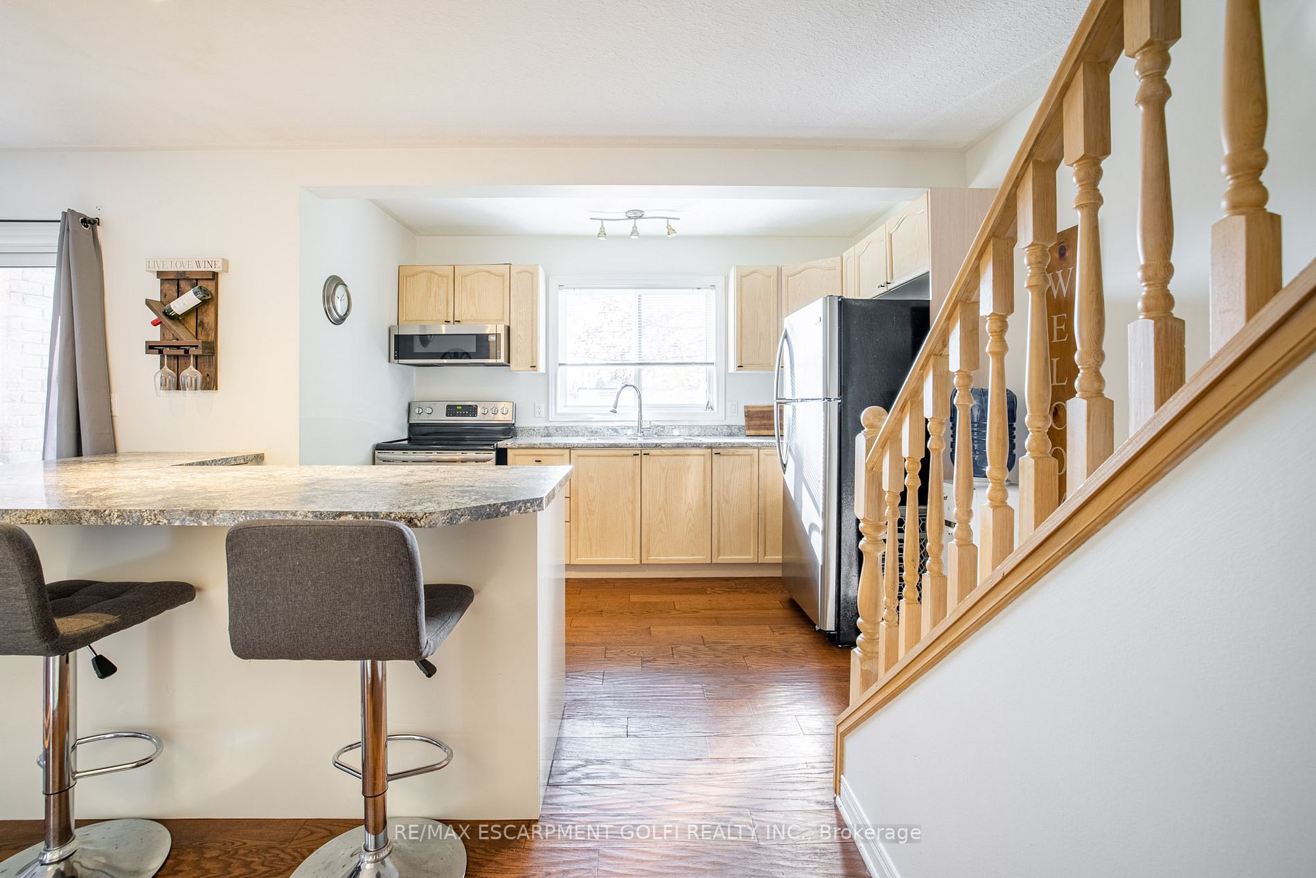 810 Clare Ave, ##2