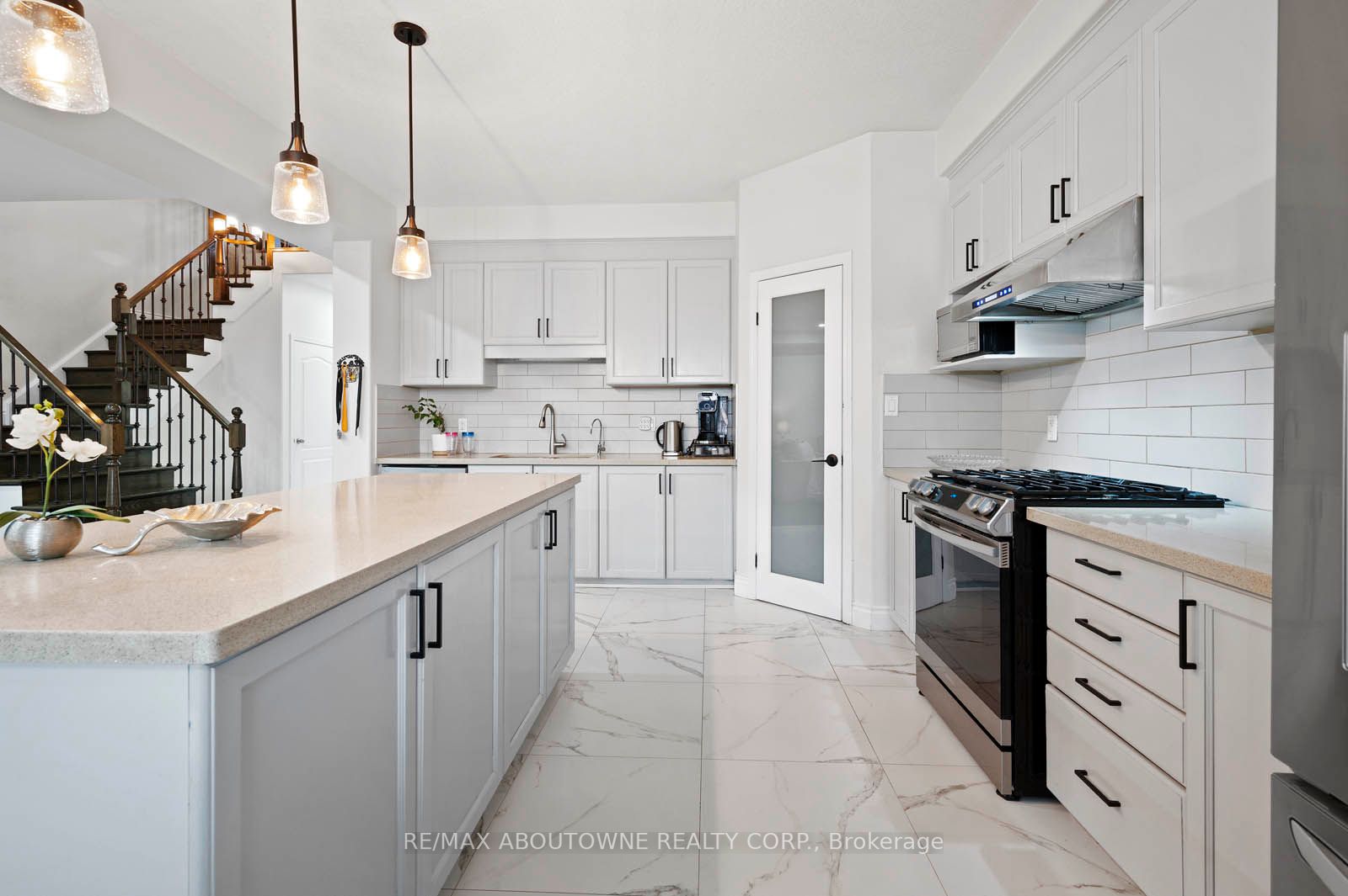 924 Bianca Crt