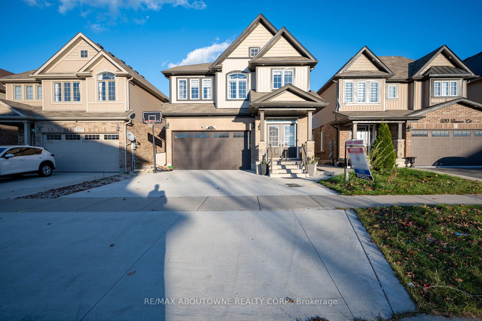 924 Bianca Crt