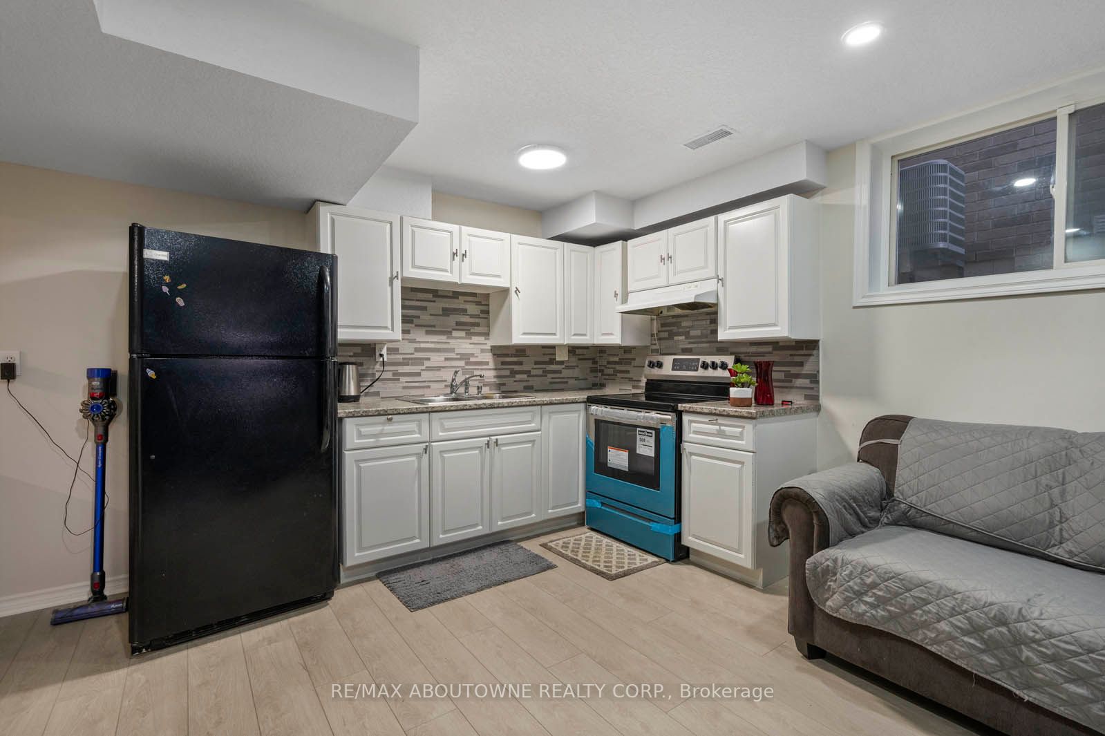924 Bianca Crt