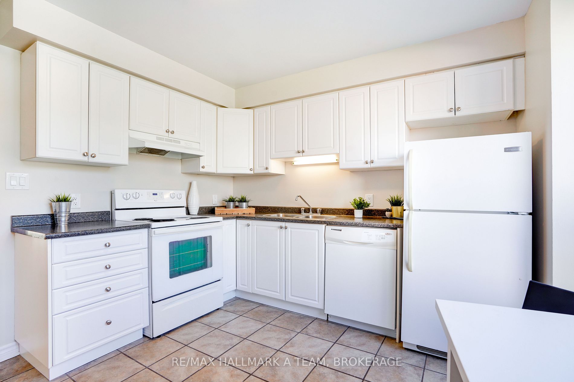 135 Belmont Dr, #62