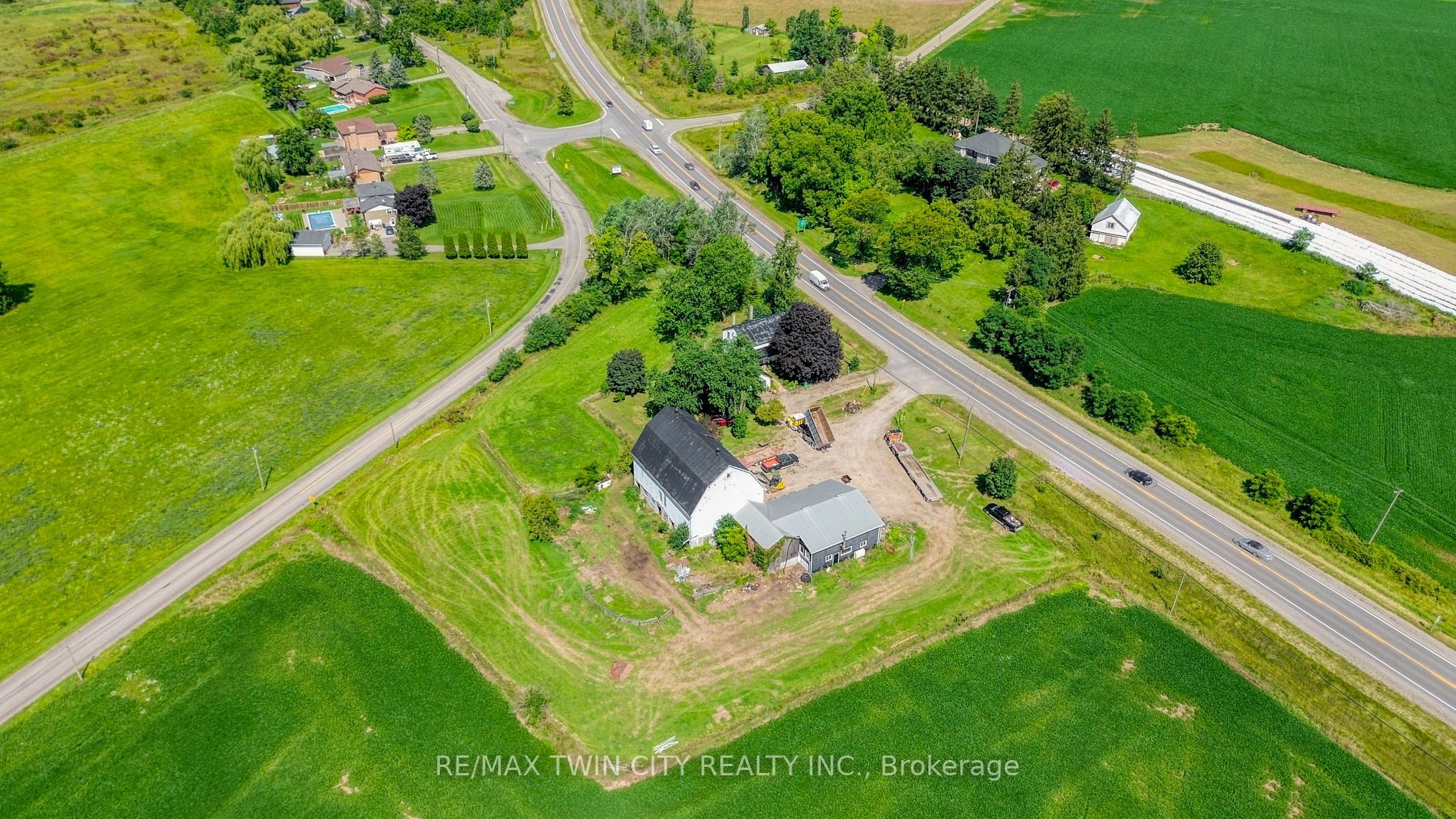 1213 Highway 8