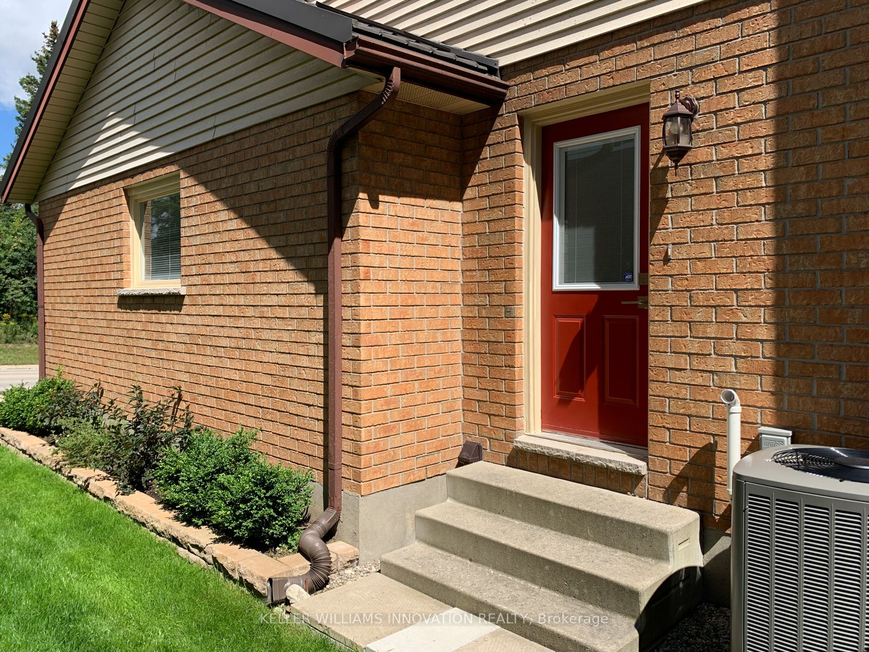96 Niska Rd
