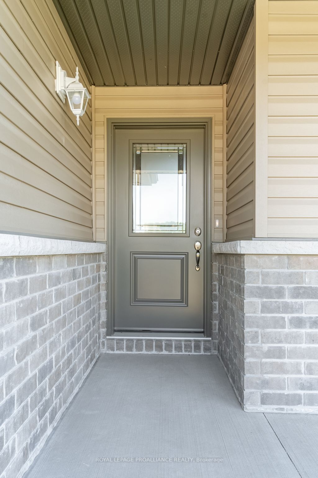 15 Clayton John Ave
