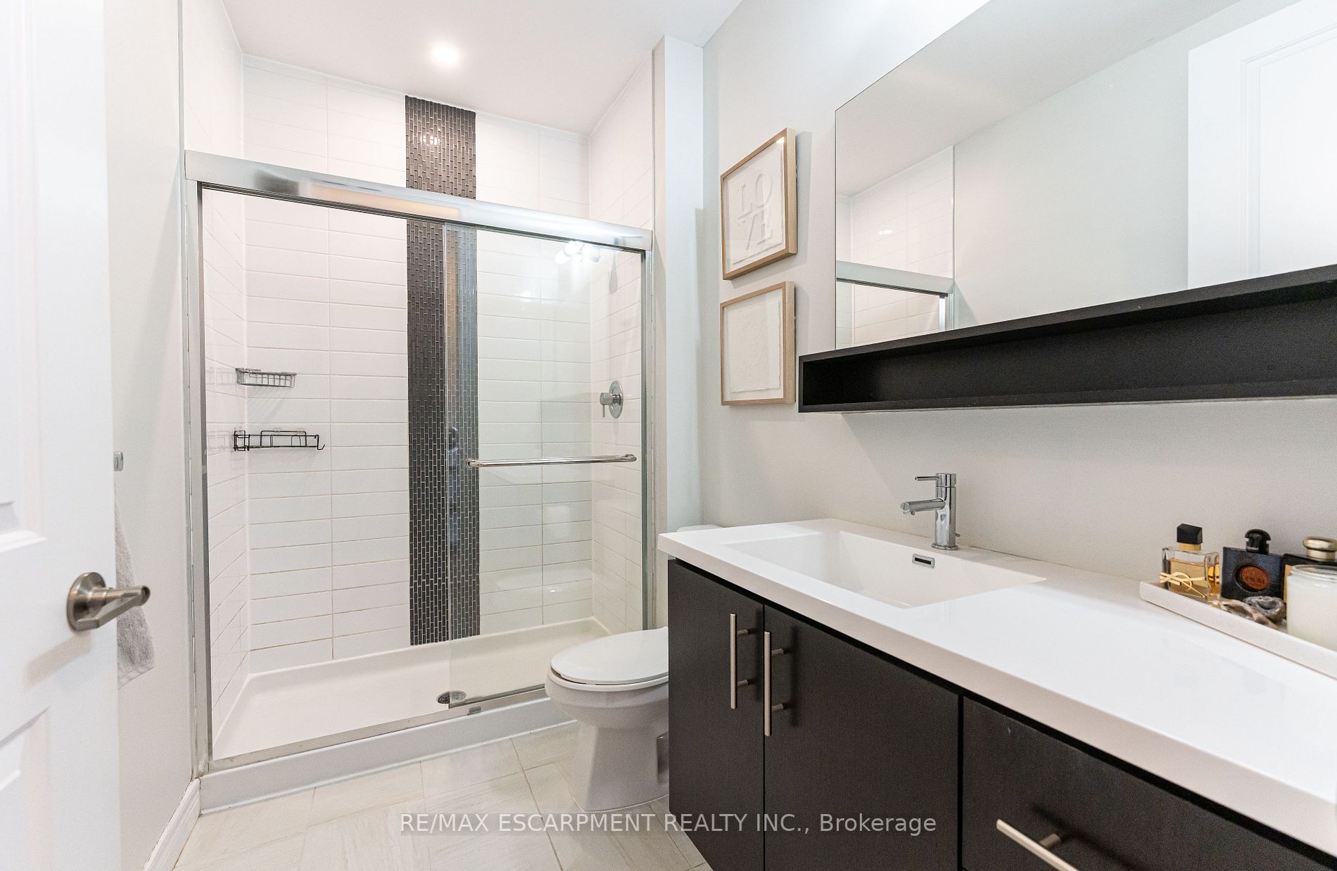 10 Esplanade Lane W, #Ph614
