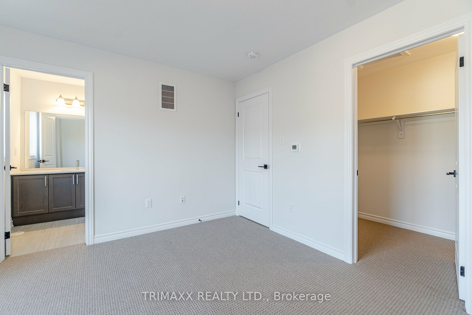 187 Wilson St W, #35