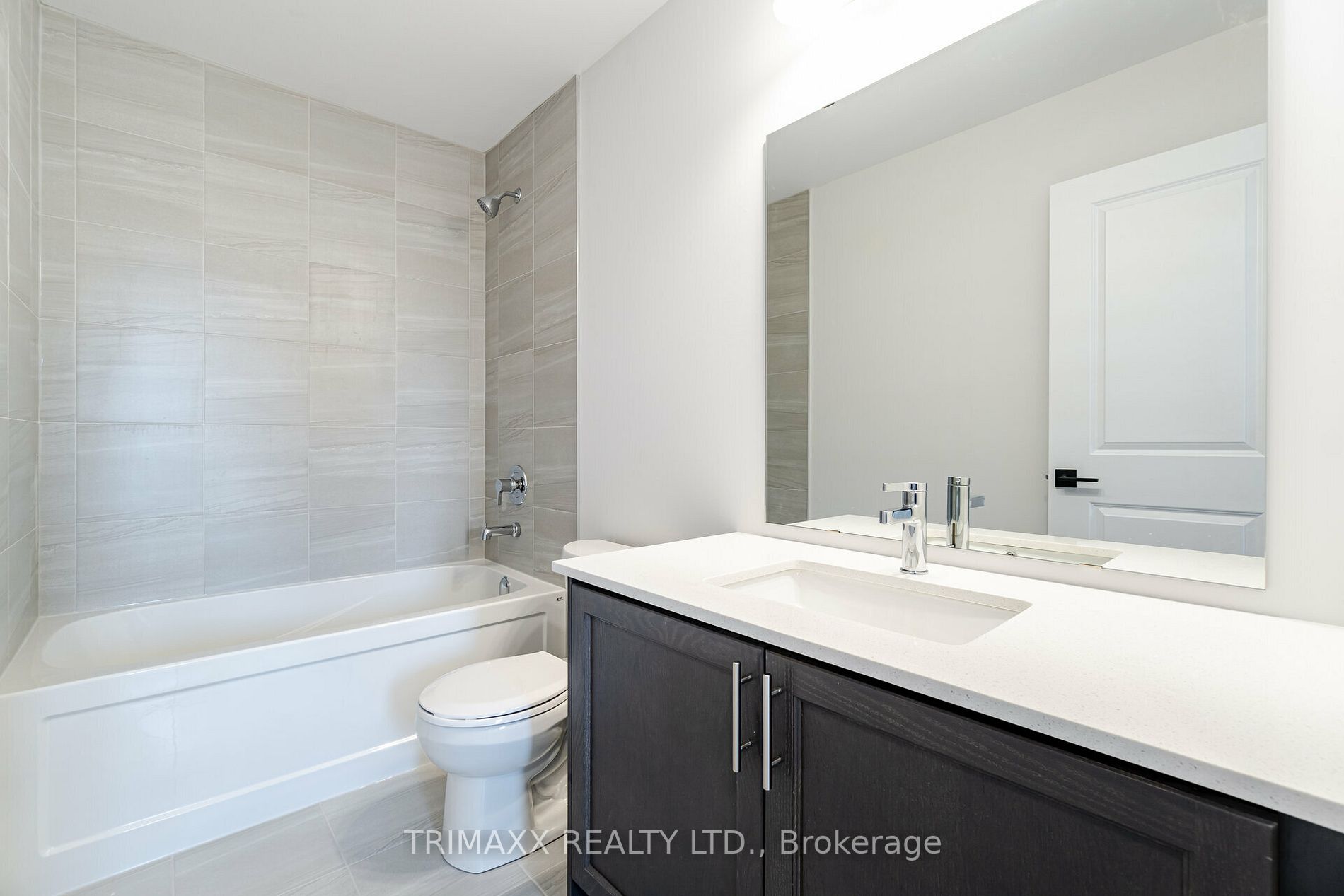 187 Wilson St W, #35