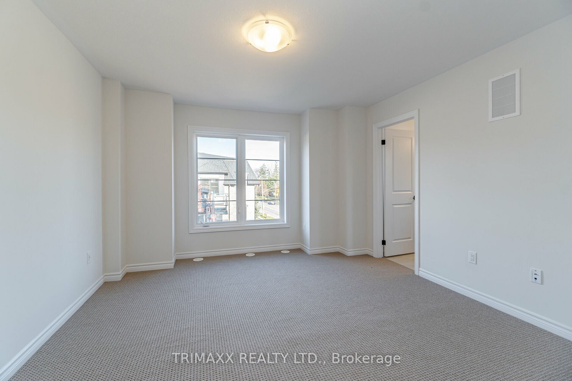 187 Wilson St W, #35