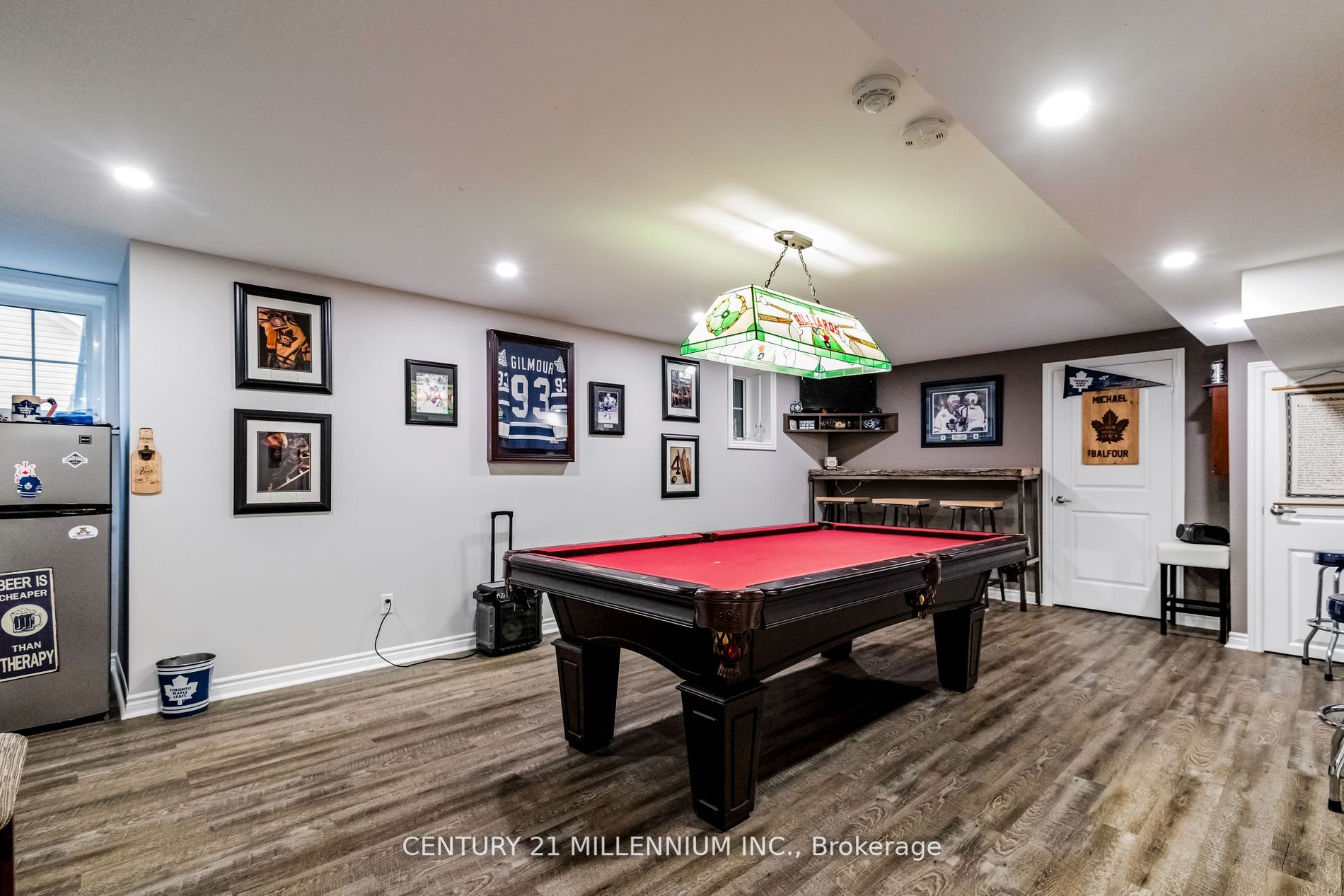 28 Mitchell Cres