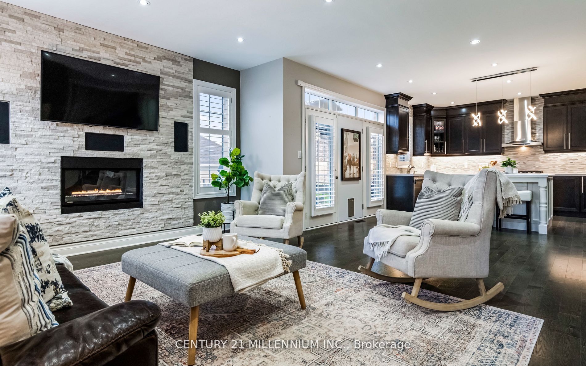 28 Mitchell Cres