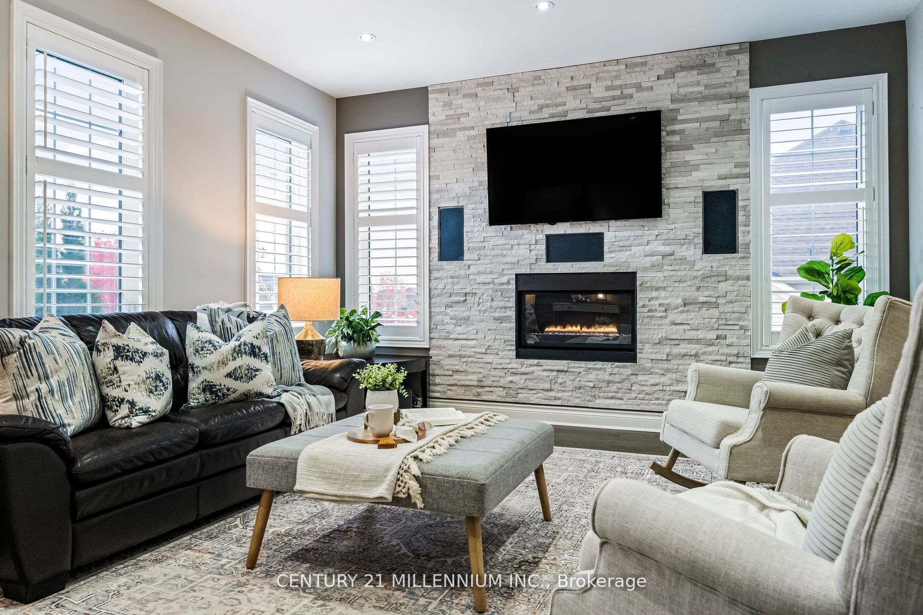 28 Mitchell Cres