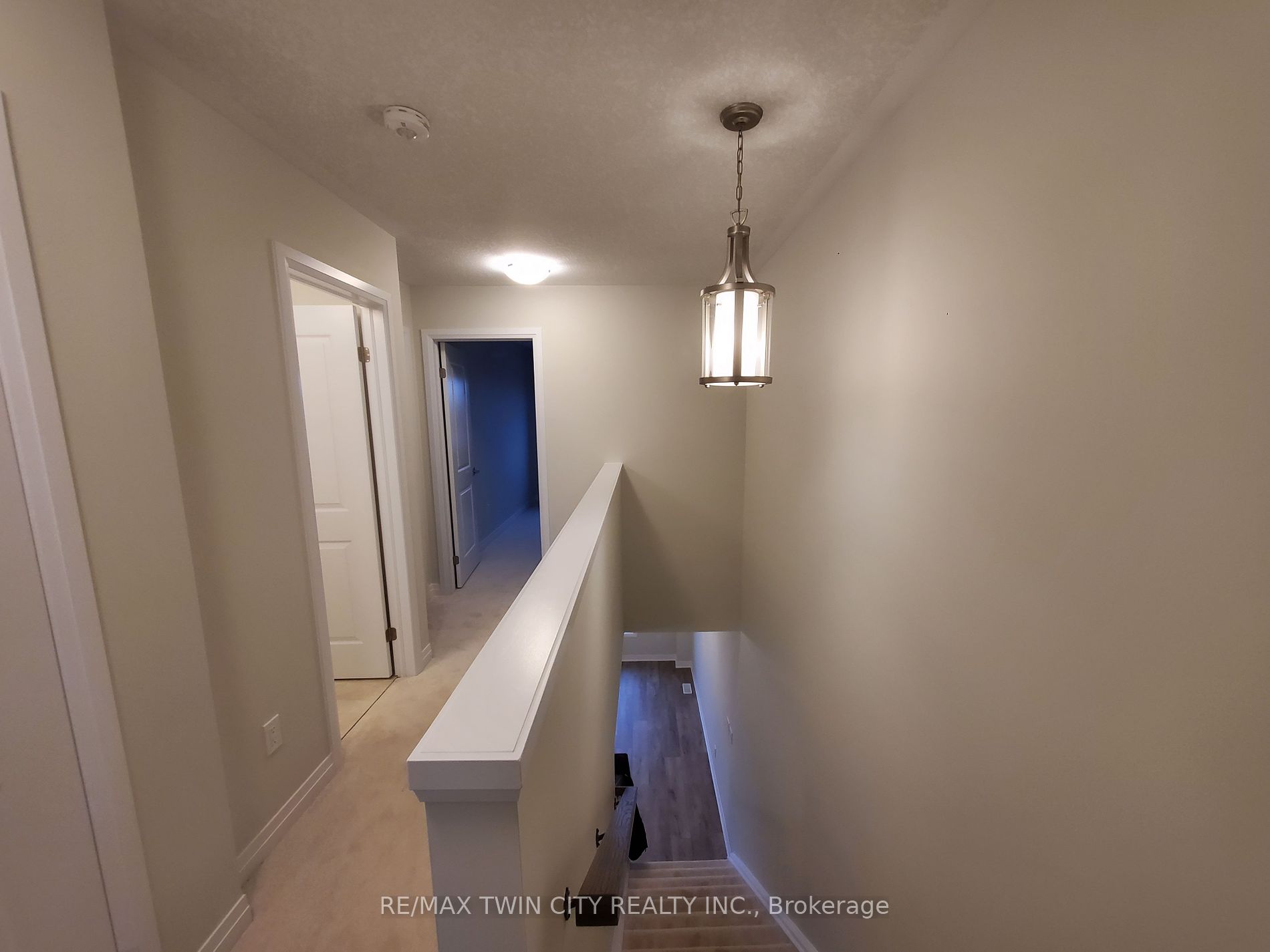 17 Shaded Creek Dr