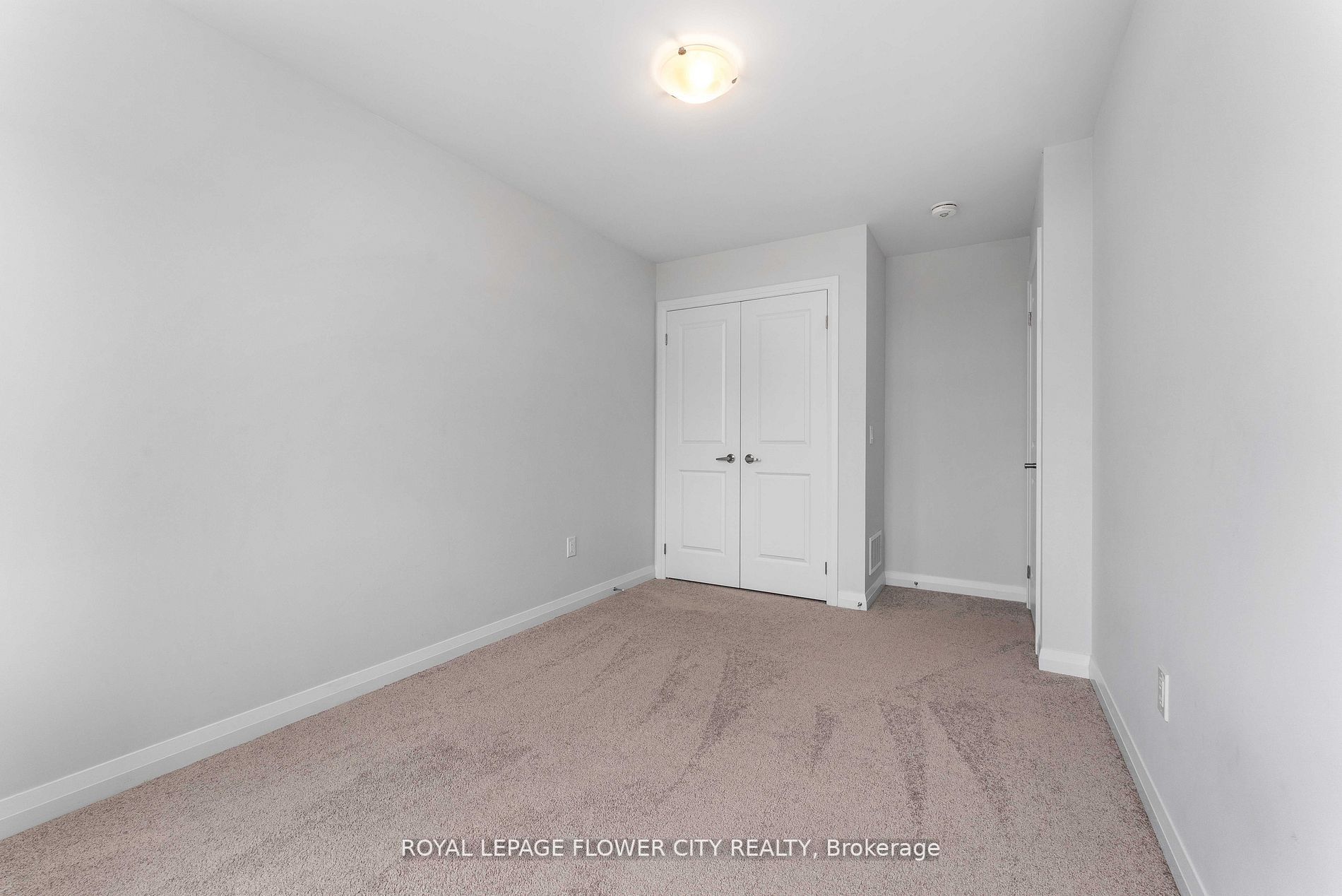914 Sobeski Ave