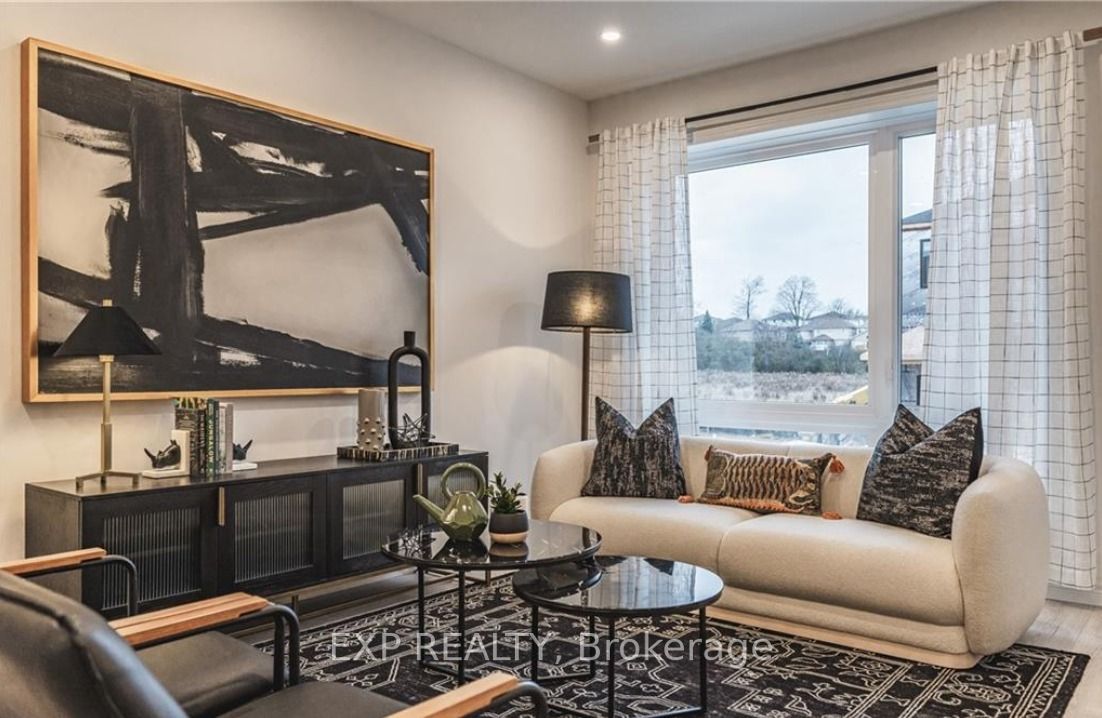 6 Sora Lane E, #20