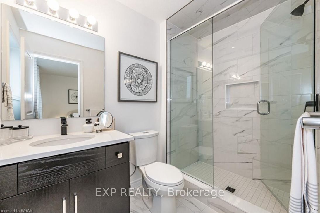 6 Sora Lane E, #20