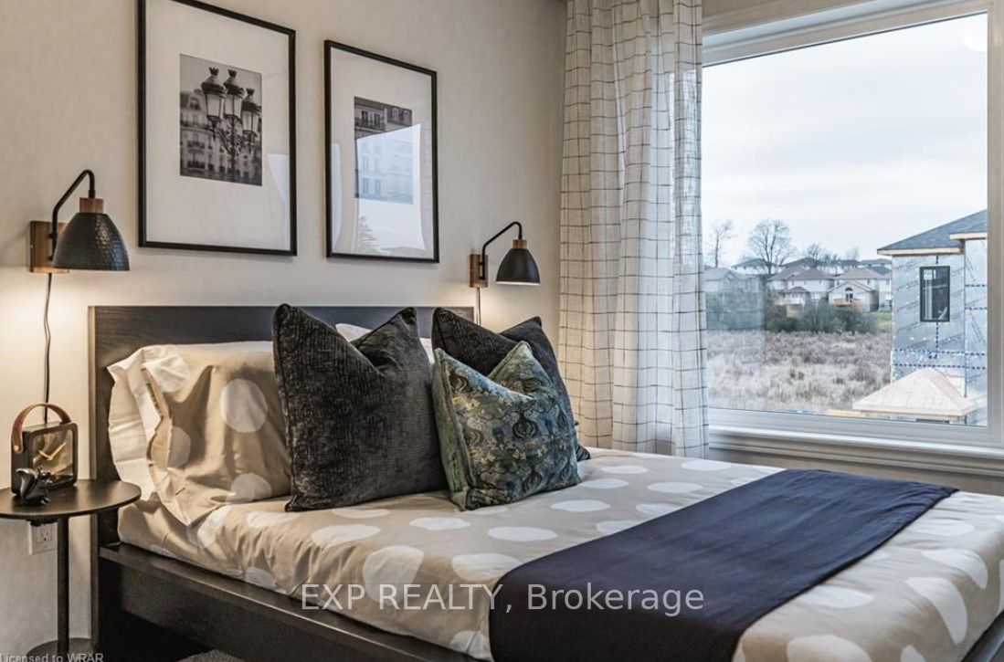 6 Sora Lane E, #20