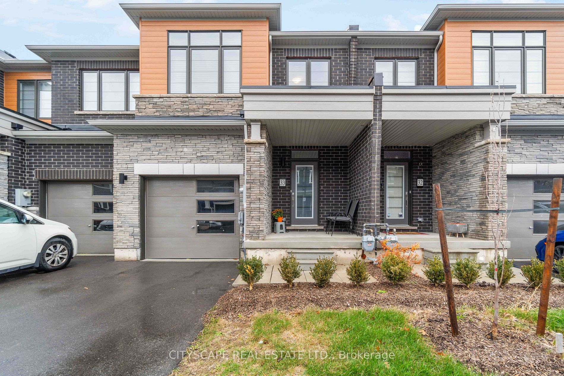 8273 Tulip Tree Dr E, #33