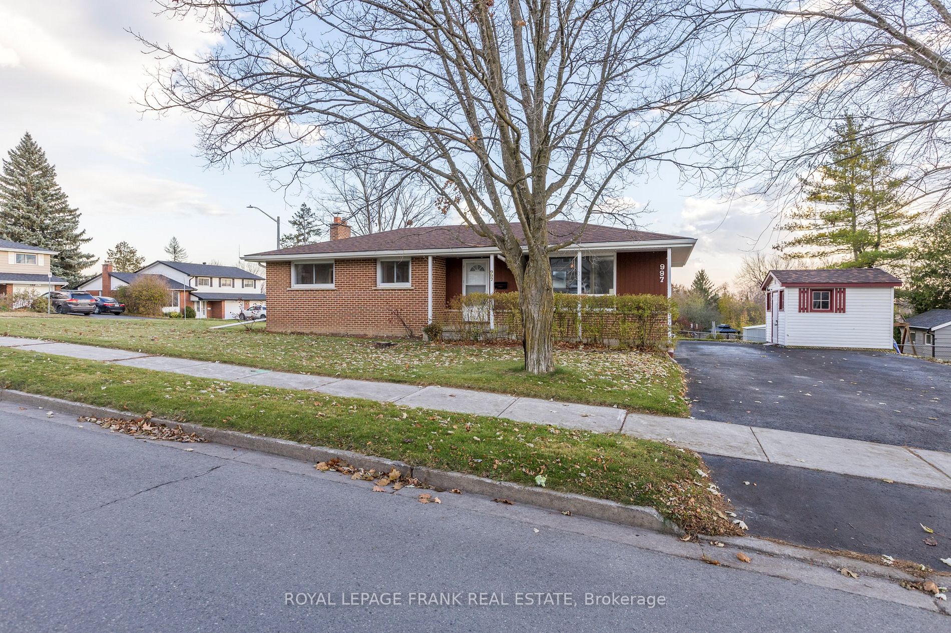 997 Cumberland Ave