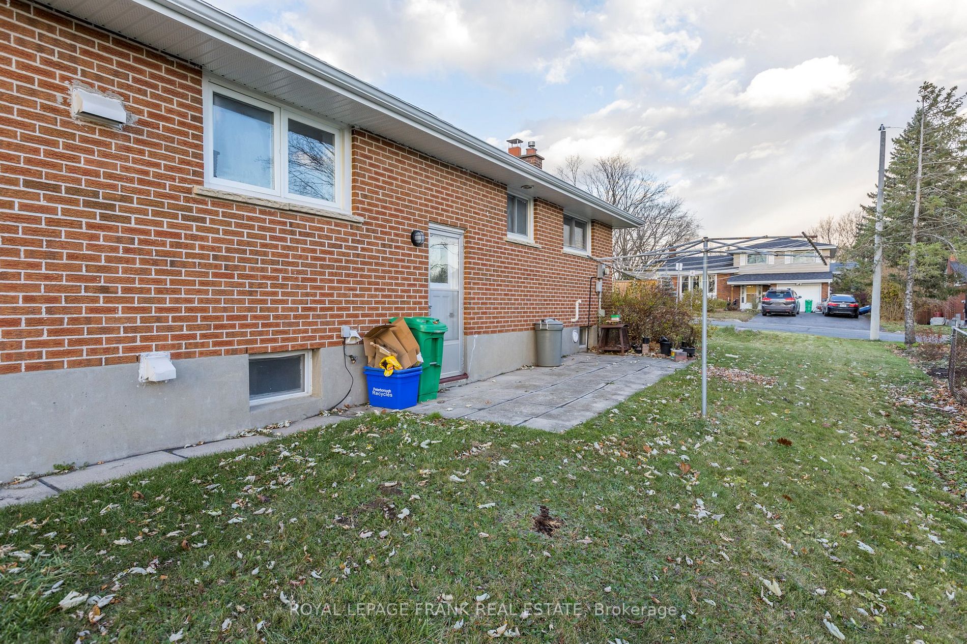 997 Cumberland Ave