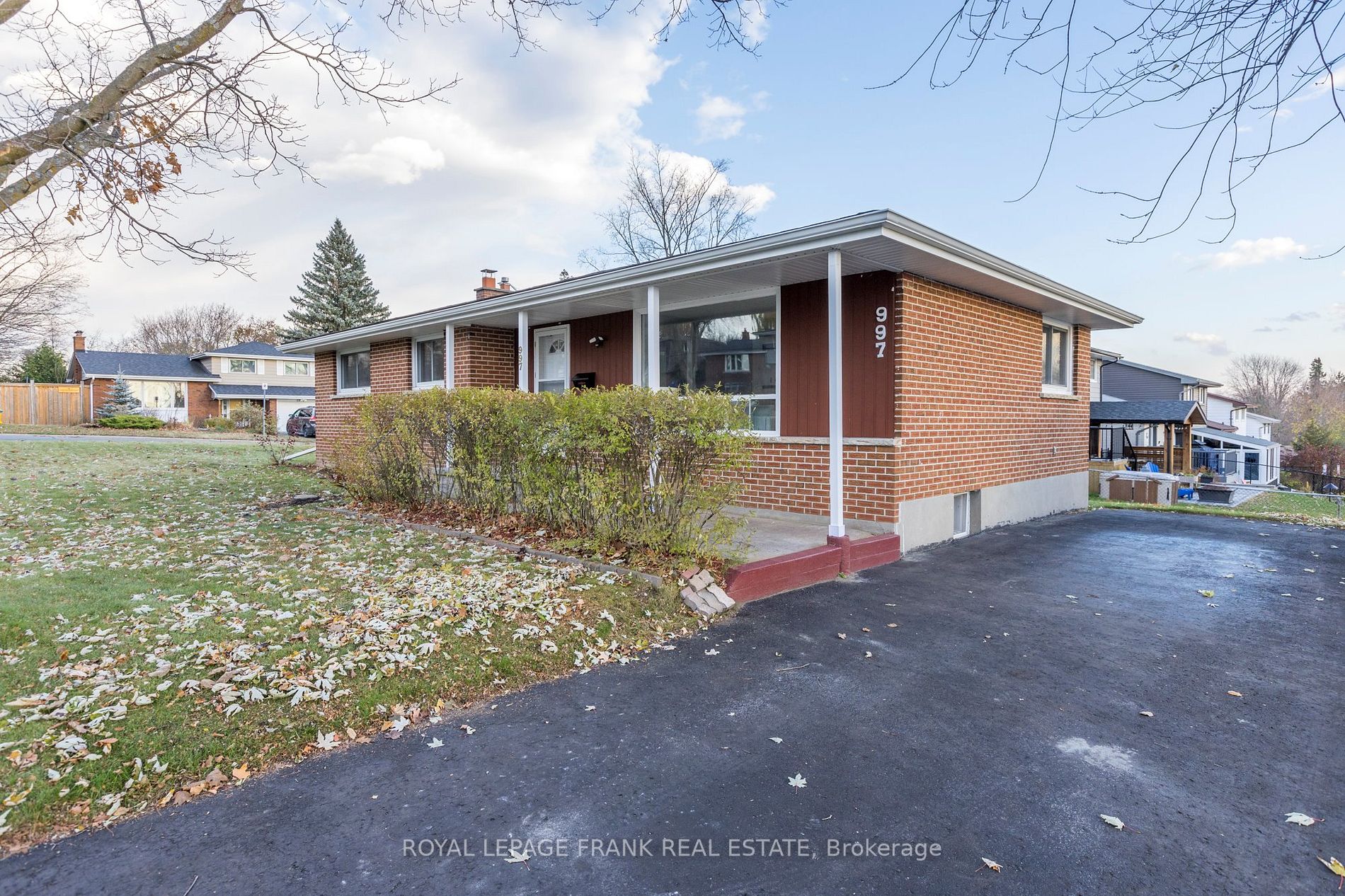 997 Cumberland Ave