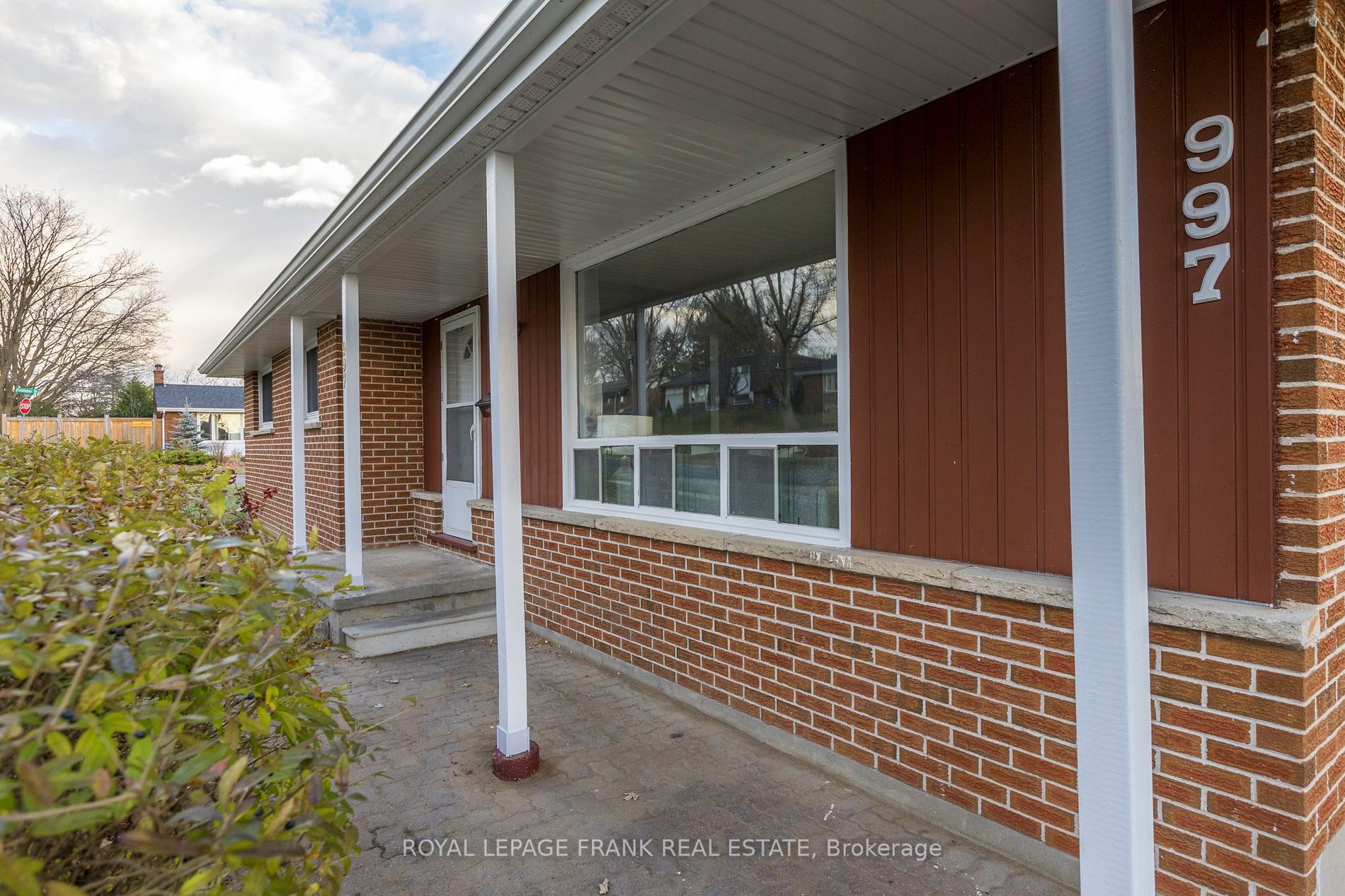 997 Cumberland Ave